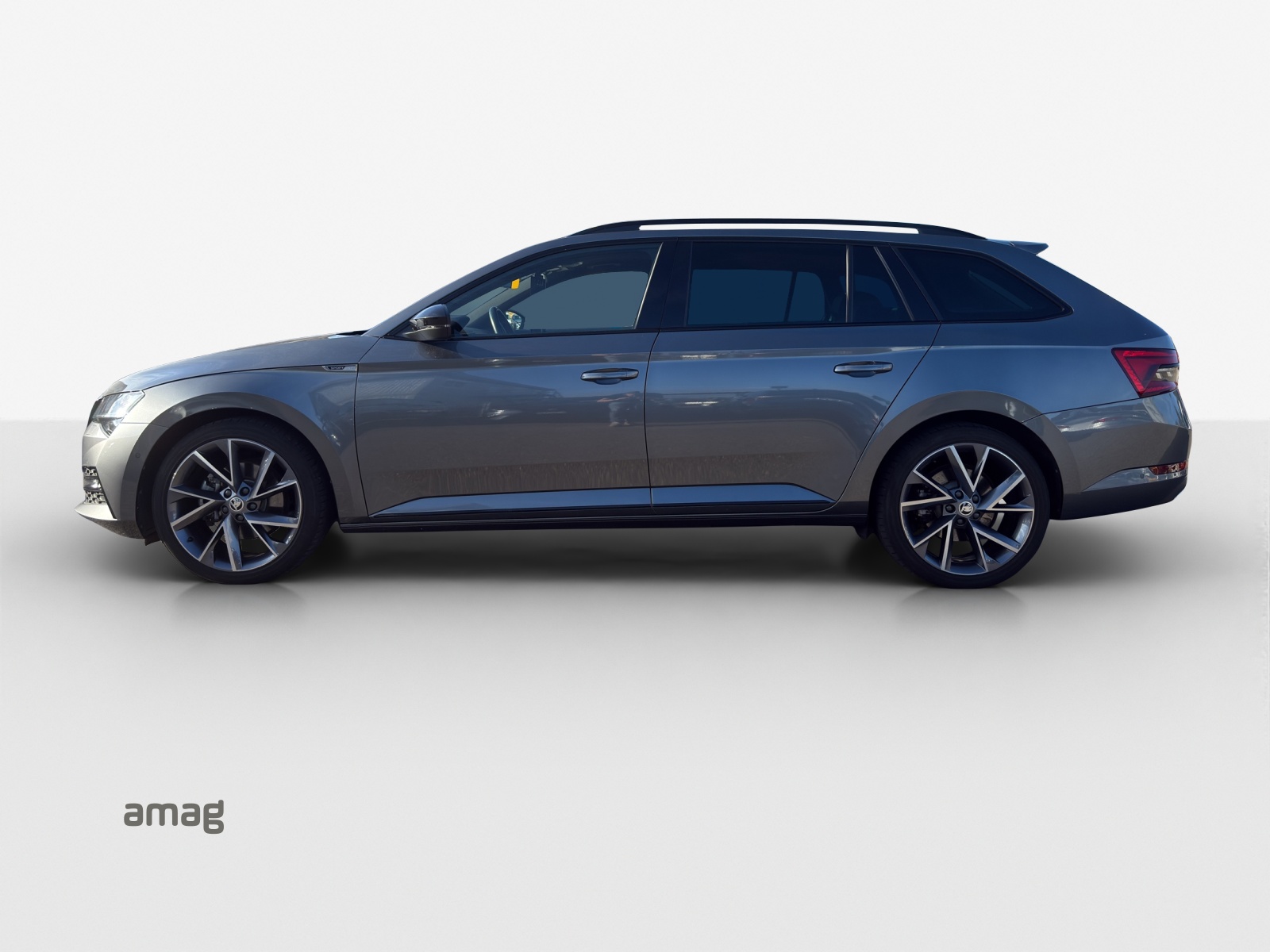 SKODA Superb 1.4 TSI Sport Line PHEV DSG-image-5