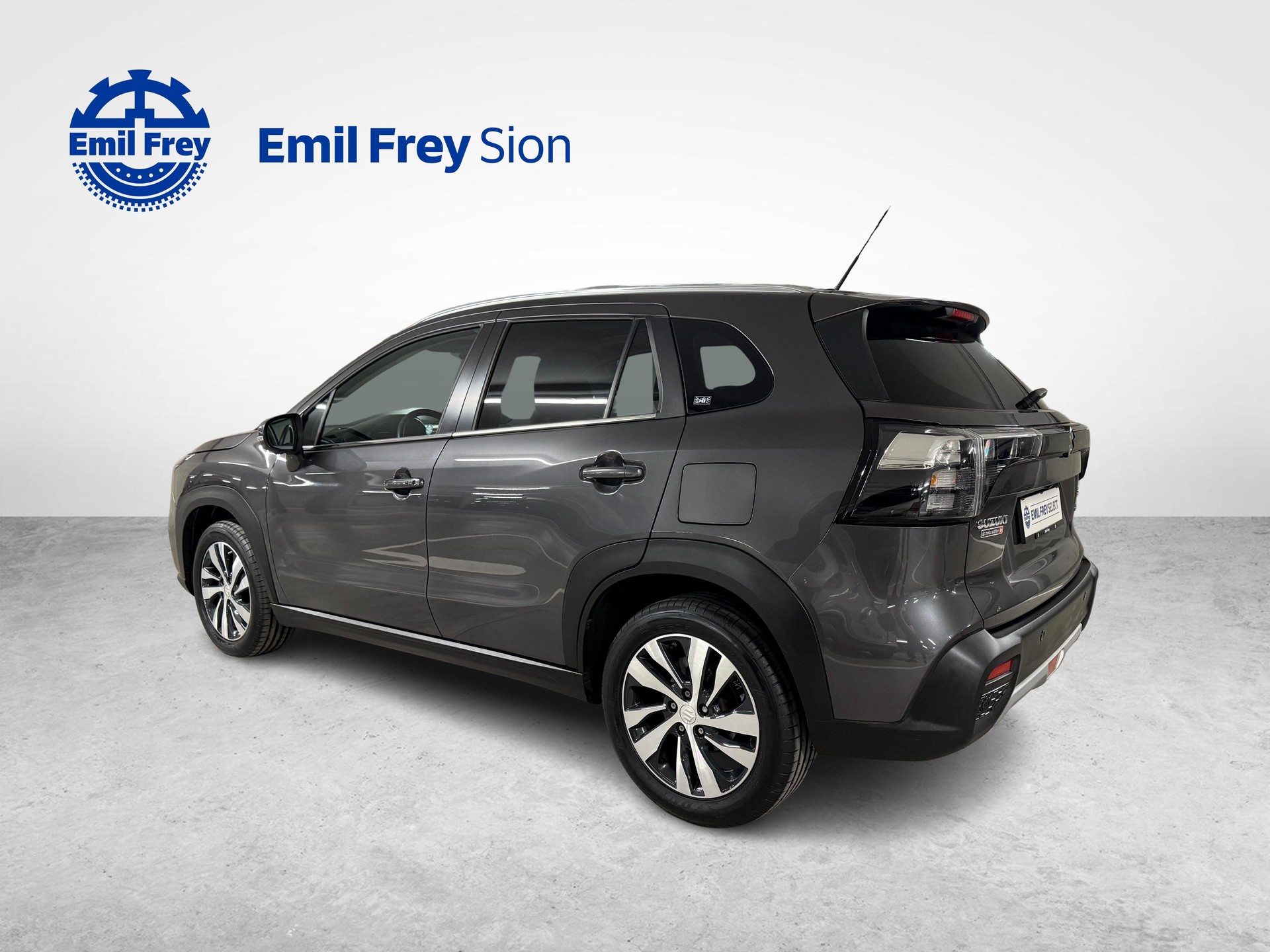 SUZUKI S-Cross 1.4 T Compact Top Hybrid 4x4-image-3