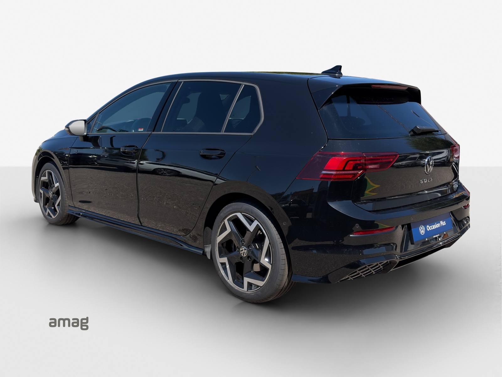 VW Golf 1.5 e TSI mHEV R-Line DSG-image-2