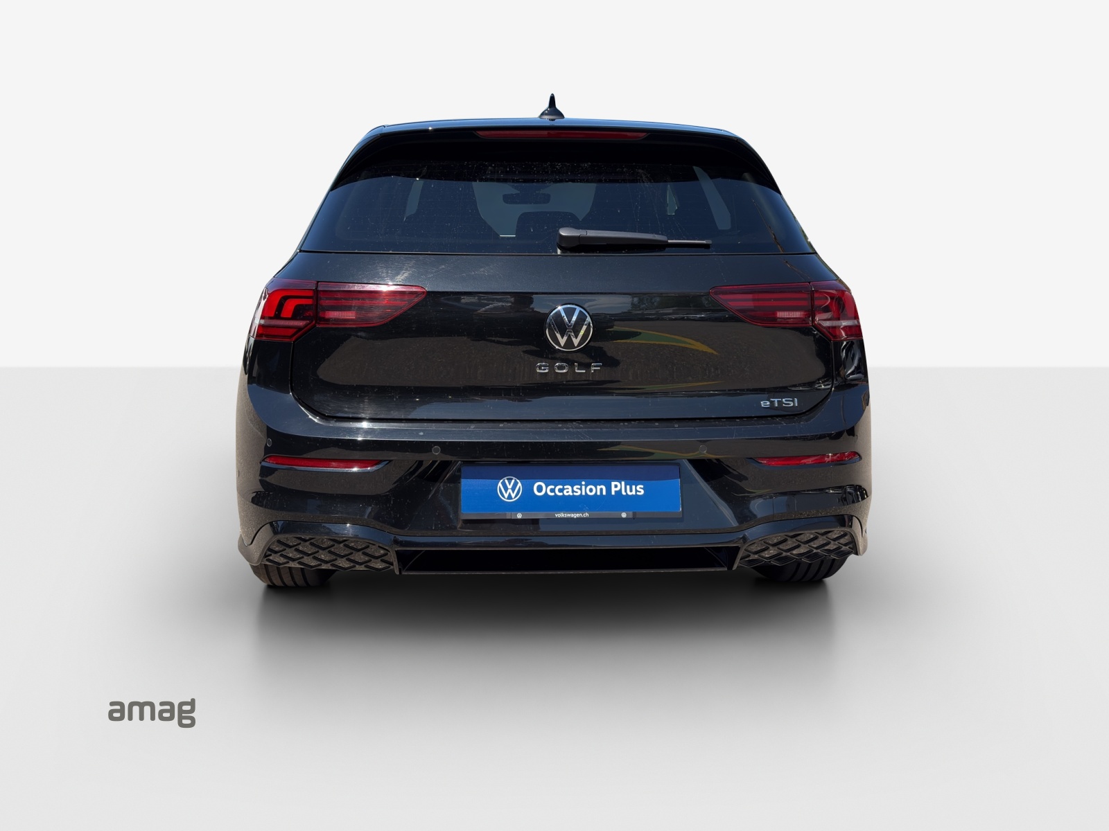 VW Golf 1.5 e TSI mHEV R-Line DSG-image-3