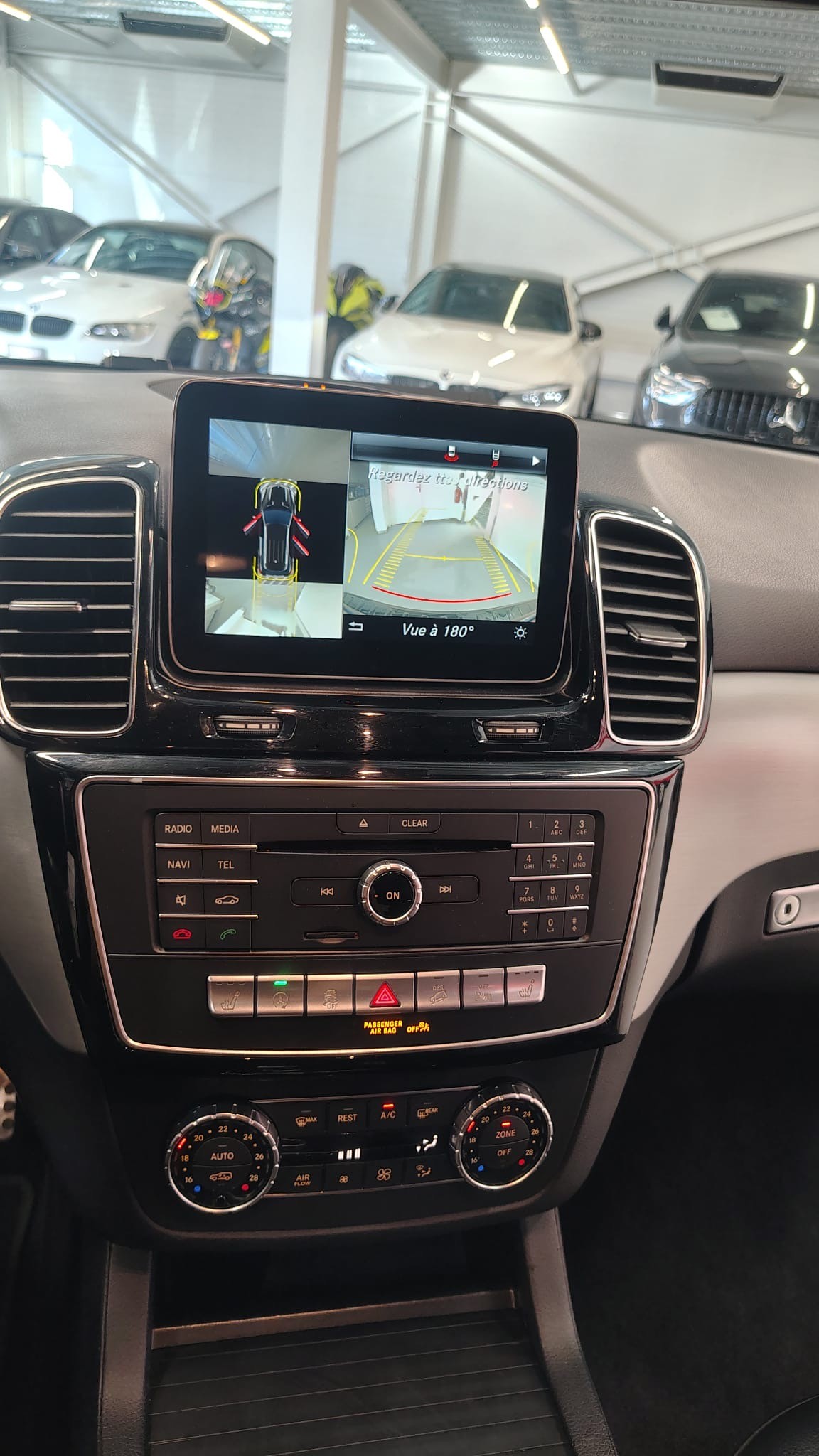 MERCEDES-BENZ GLE 250 d AMG 4Matic 9G-Tronic-image-13