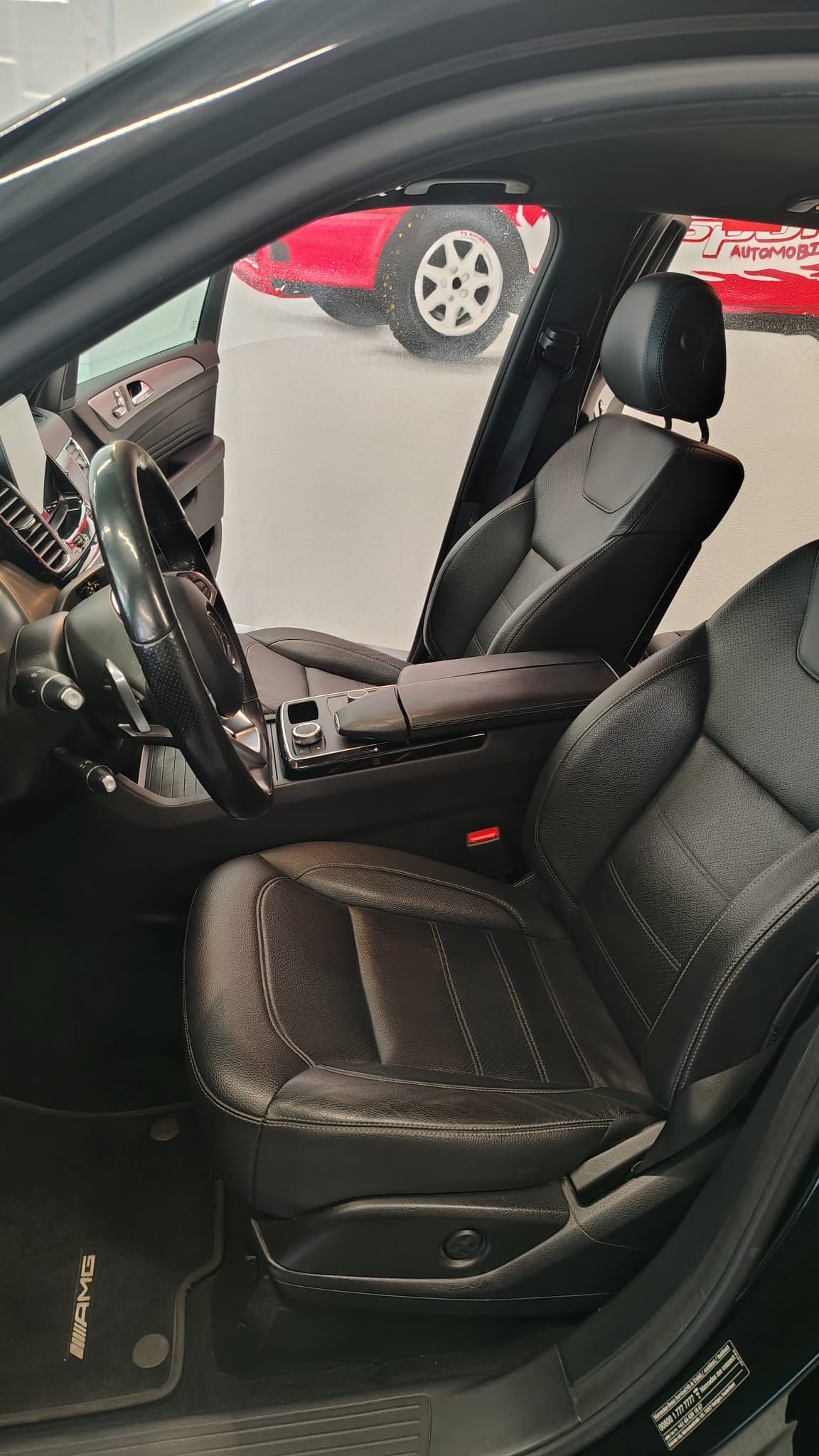 MERCEDES-BENZ GLE 250 d AMG 4Matic 9G-Tronic-image-8
