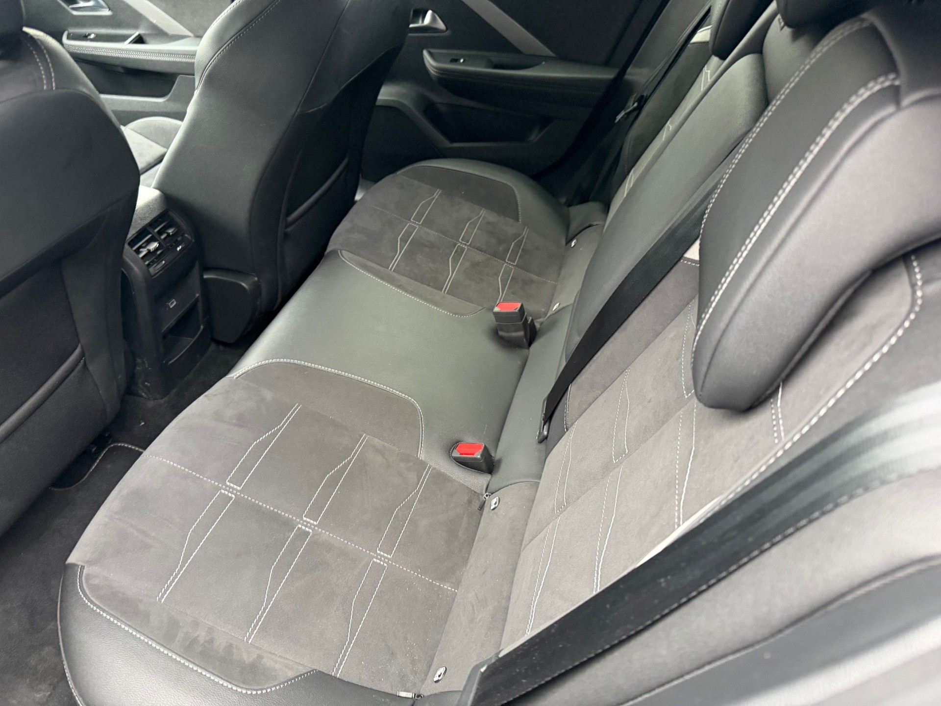 OPEL Astra 1.6 PHEV Turbo Swiss Plus A-image-6