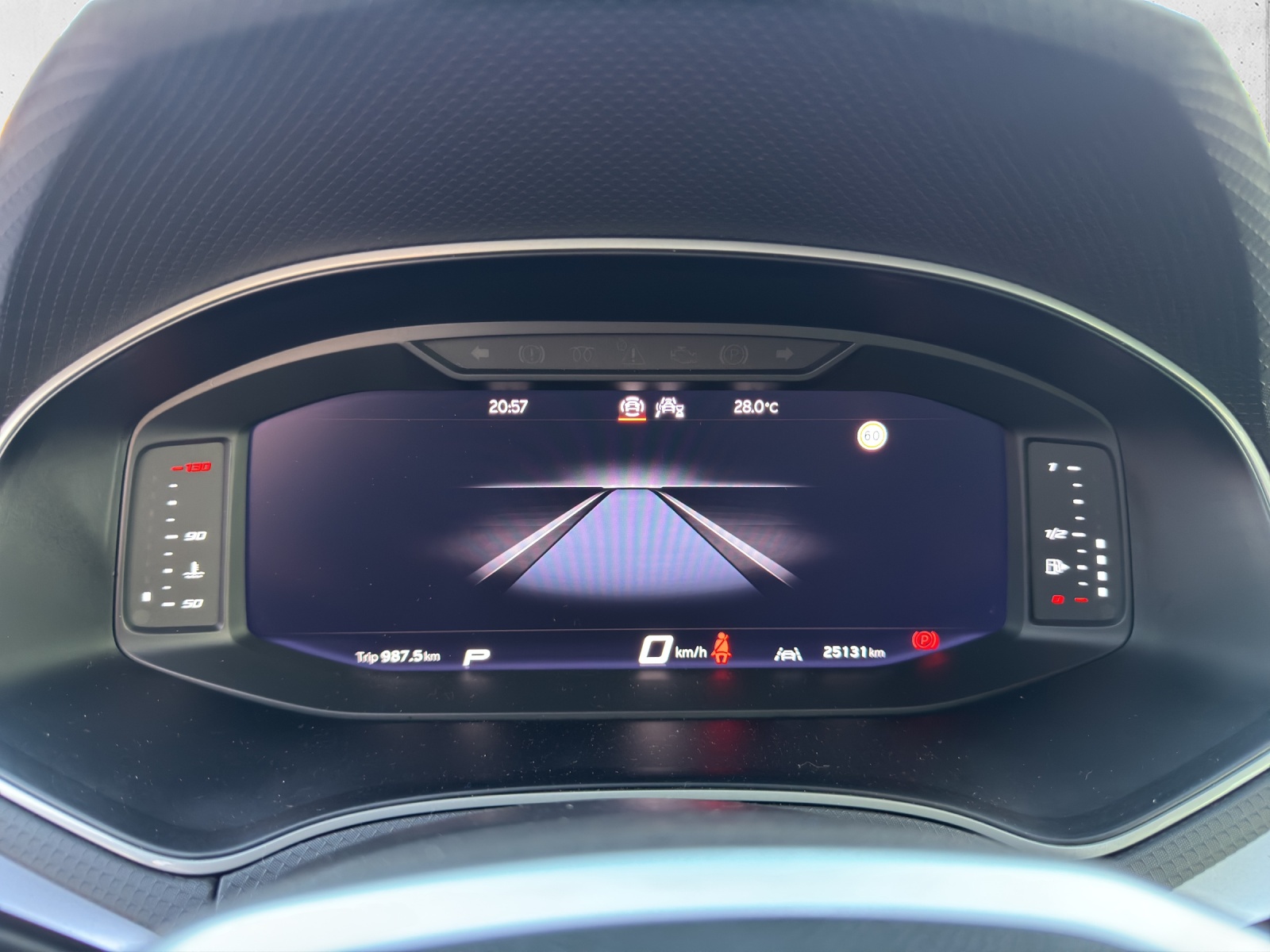 SEAT Arona 1.5 Eco TSI FR DSG-image-11