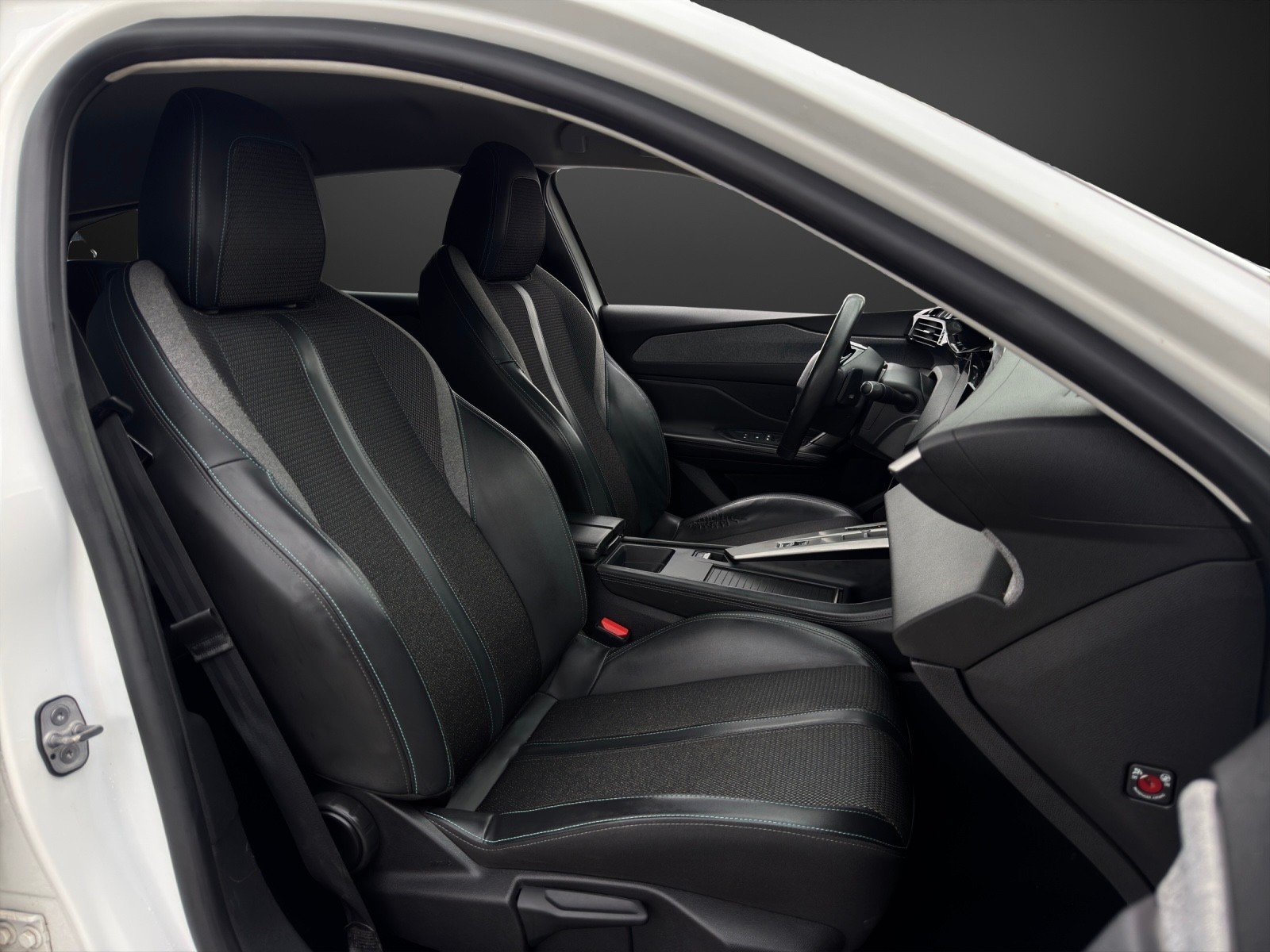 PEUGEOT 308 SW 1.5 BlueHDI Allure Pack EAT8-image-8