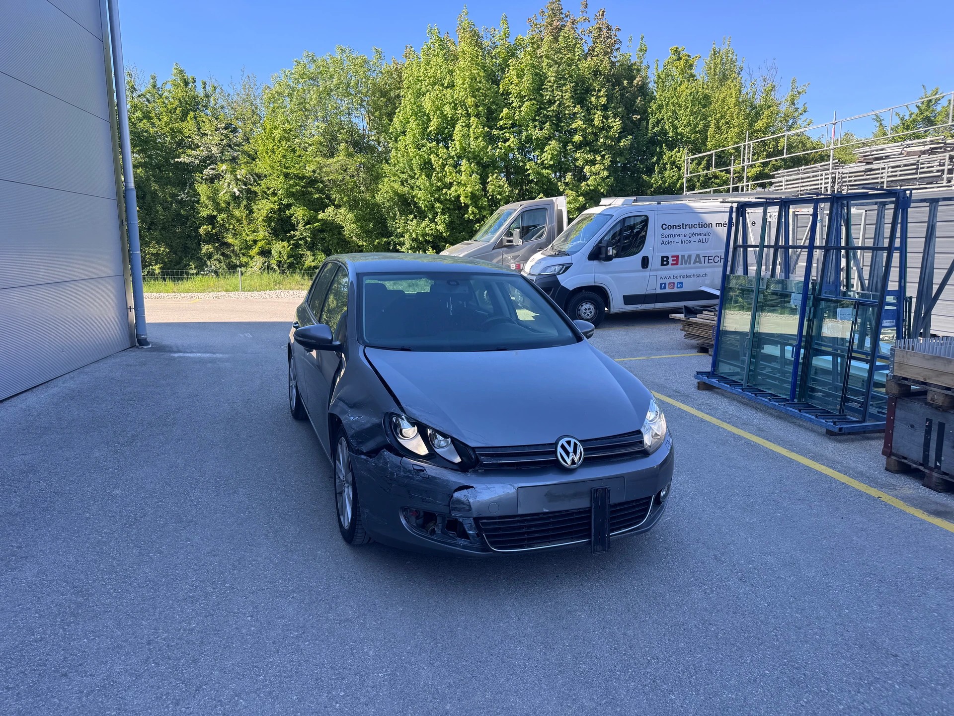 VW Golf 2.0 TDI Highline-image-5