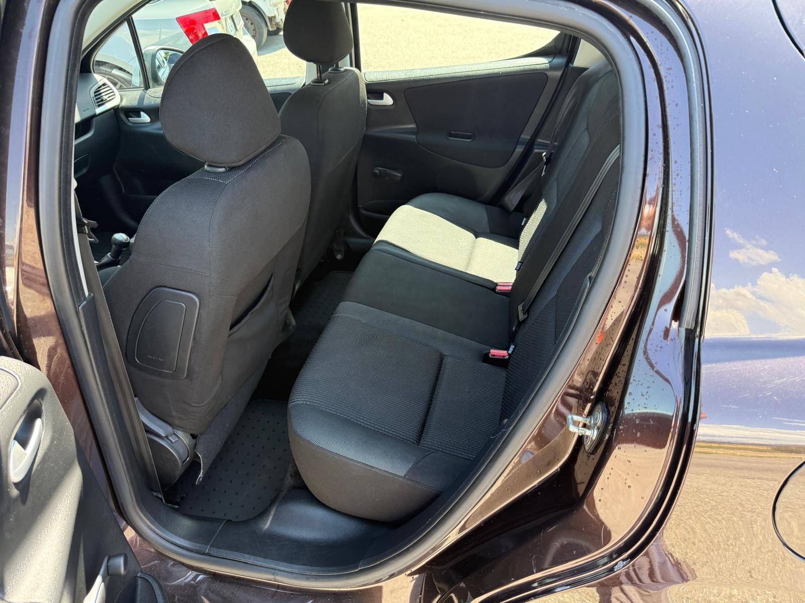 PEUGEOT 207 1.4 Access-image-5