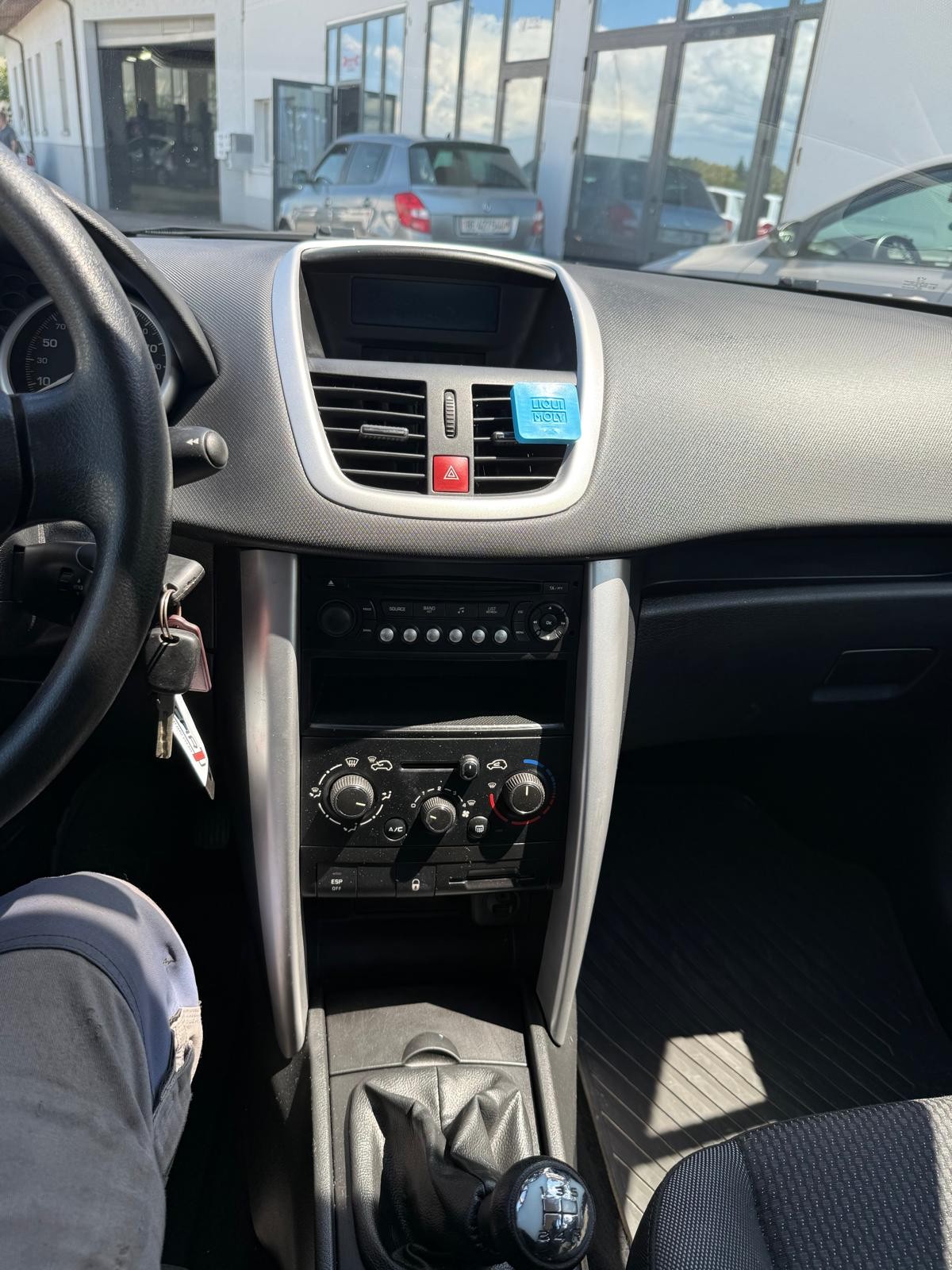 PEUGEOT 207 1.4 Access-image-7