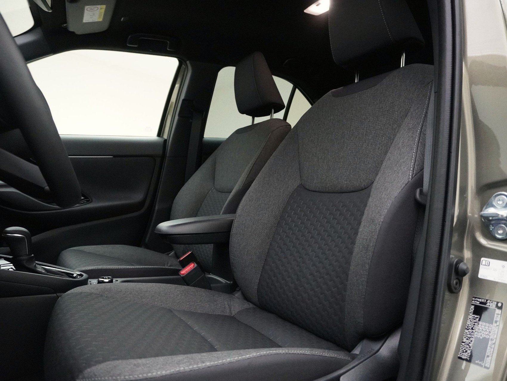 TOYOTA Yaris Cross 1.5 VVT-i HSD Trend AWD-i ** 4x4 ** inkl. 8-Fachbereifung **-image-7