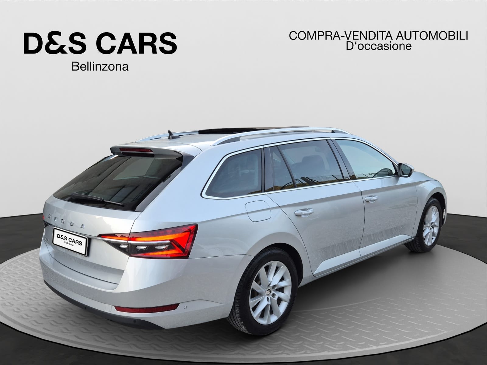 SKODA Superb Combi 2.0 TDi Style 4x4 DSG-image-5