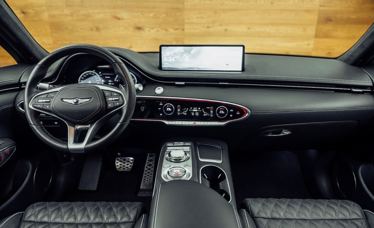 GENESIS GV70 2.2 CRDI Sport / AWD / Technik Paket / Schiebedach / Werksgarantie bis 05.2028 / CH Auto-image-4
