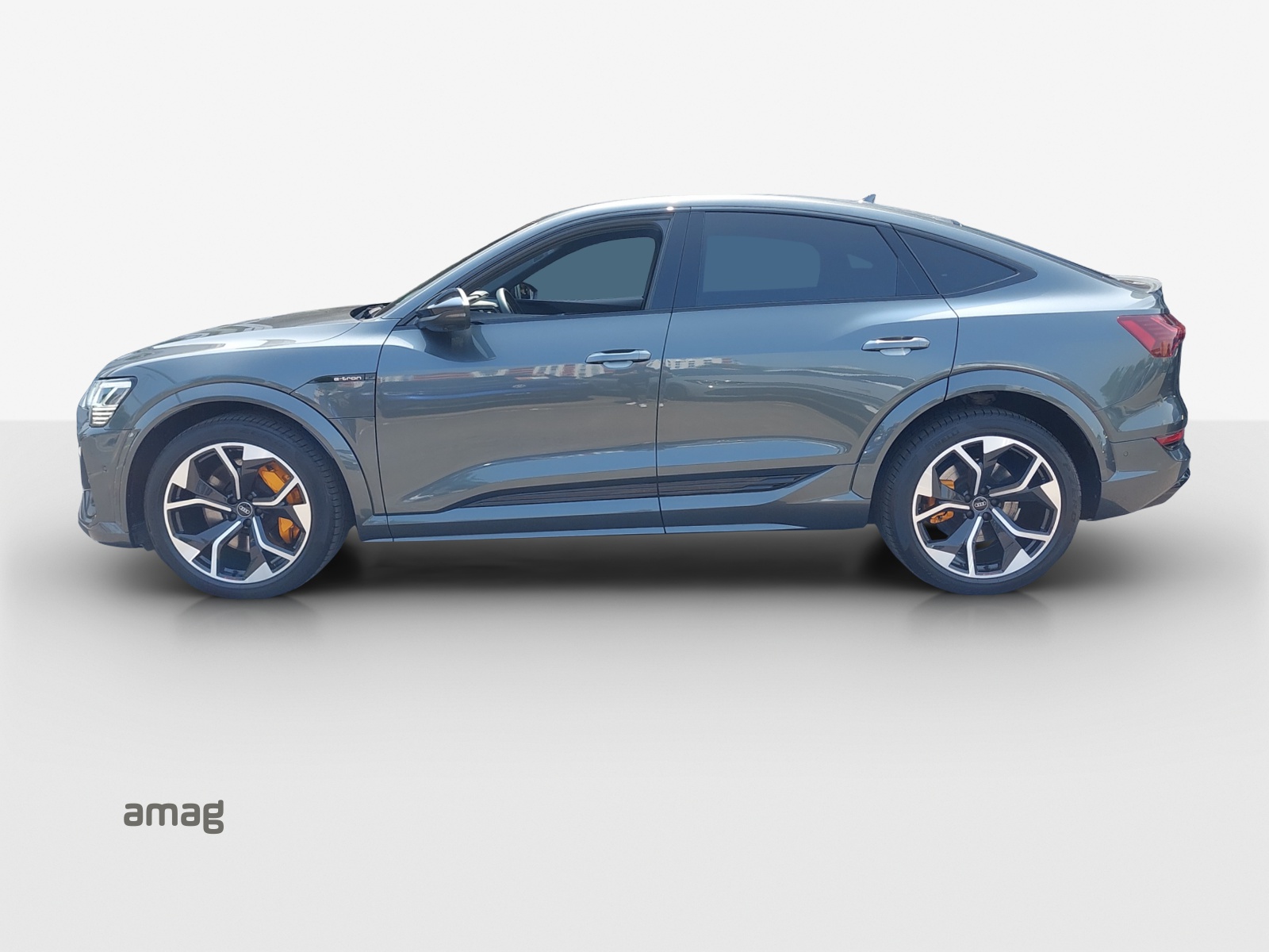 AUDI e-tron S Sportback quattro-image-1