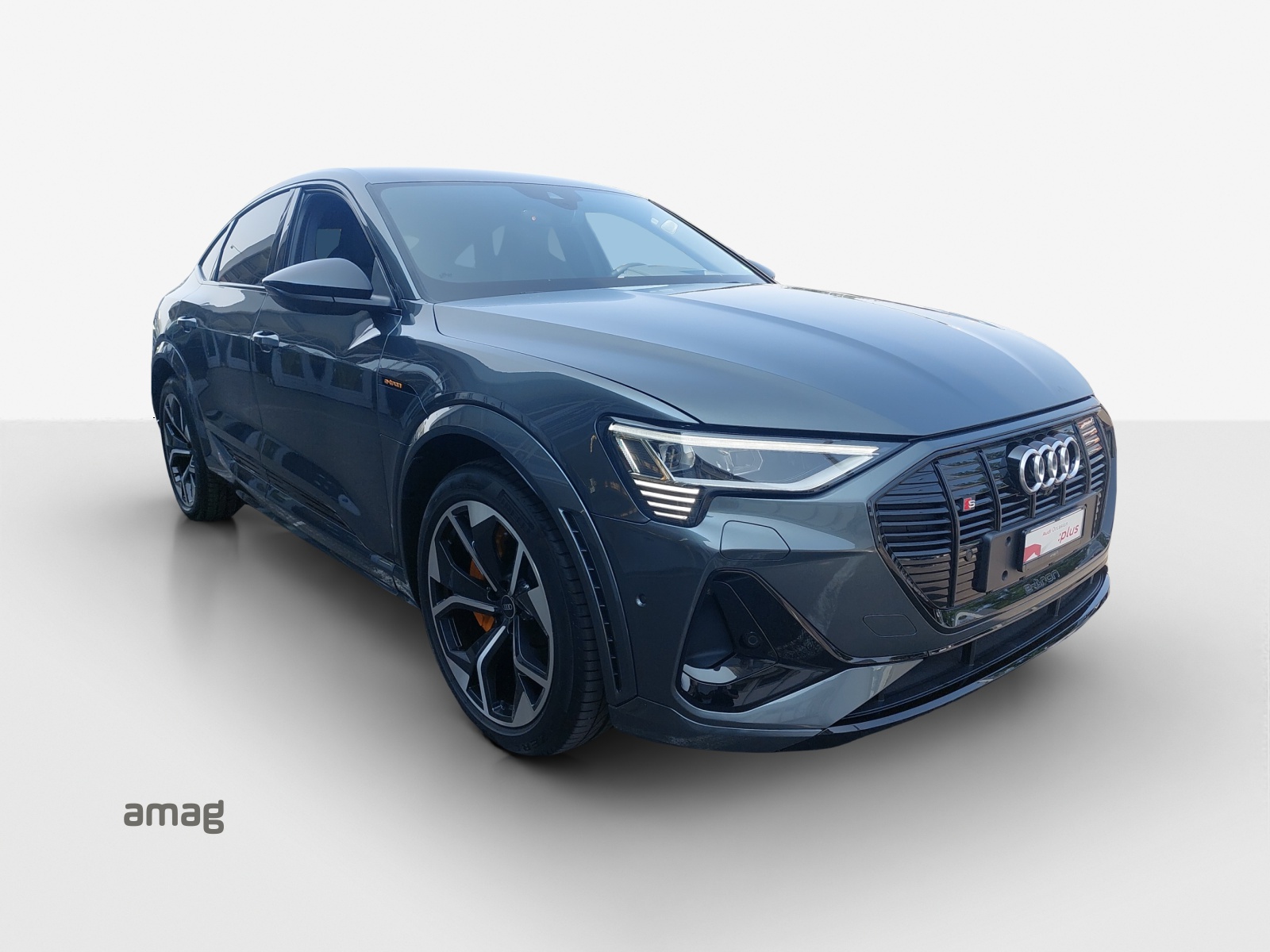 AUDI e-tron S Sportback quattro-image-6