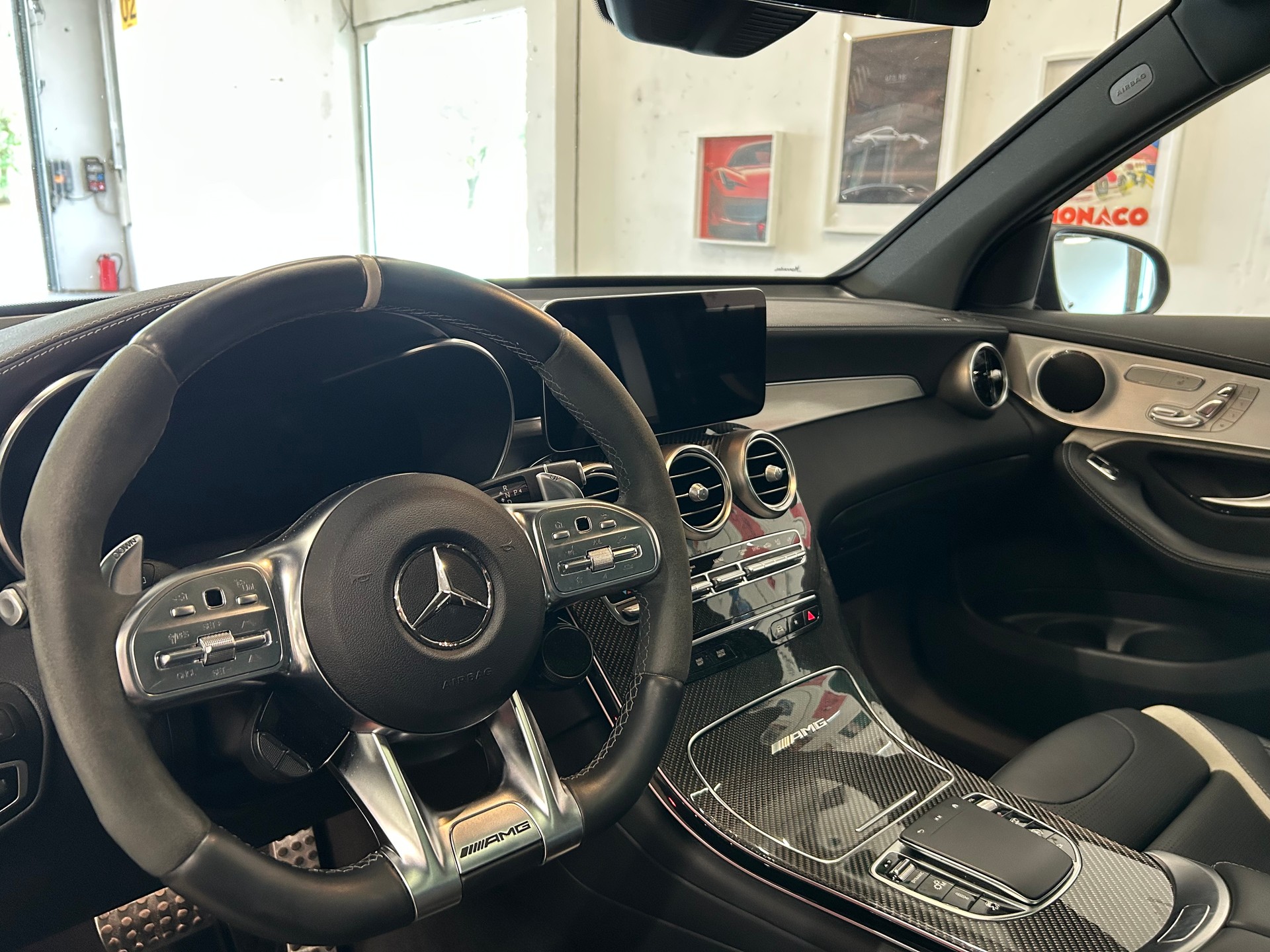 MERCEDES-BENZ GLC 63 S AMG 4Matic 9G-Tronic-image-11