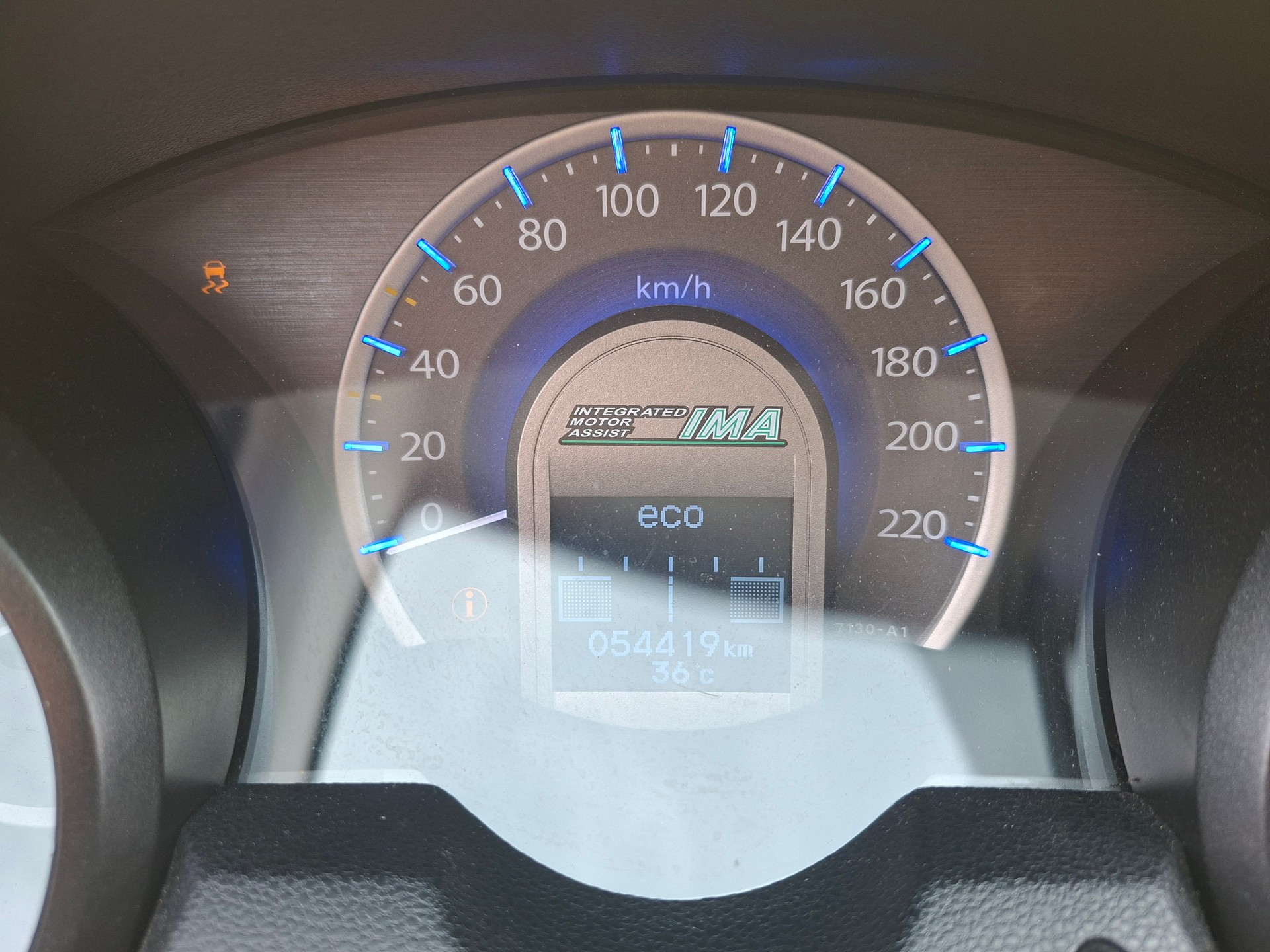 HONDA Jazz 1.3i Hybrid Exclusive CVT-image-2