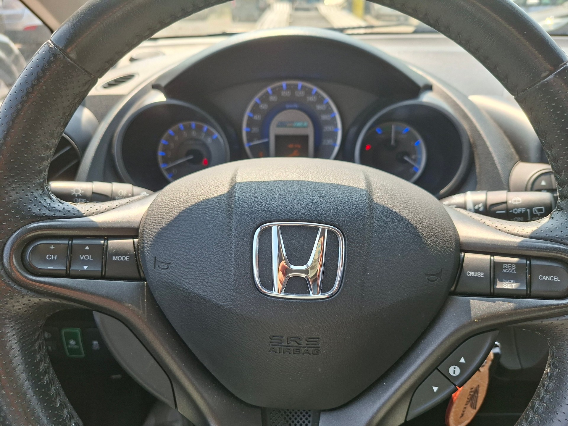 HONDA Jazz 1.3i Hybrid Exclusive CVT-image-10