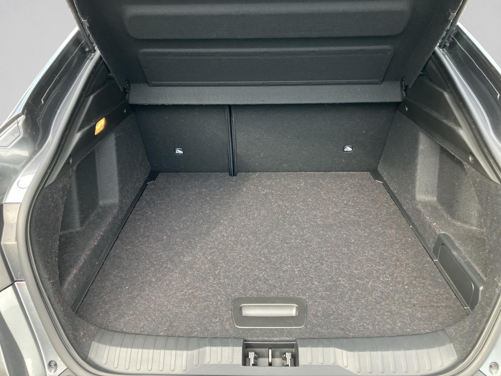 RENAULT Arkana 1.6 E-Tech Engineered-image-15