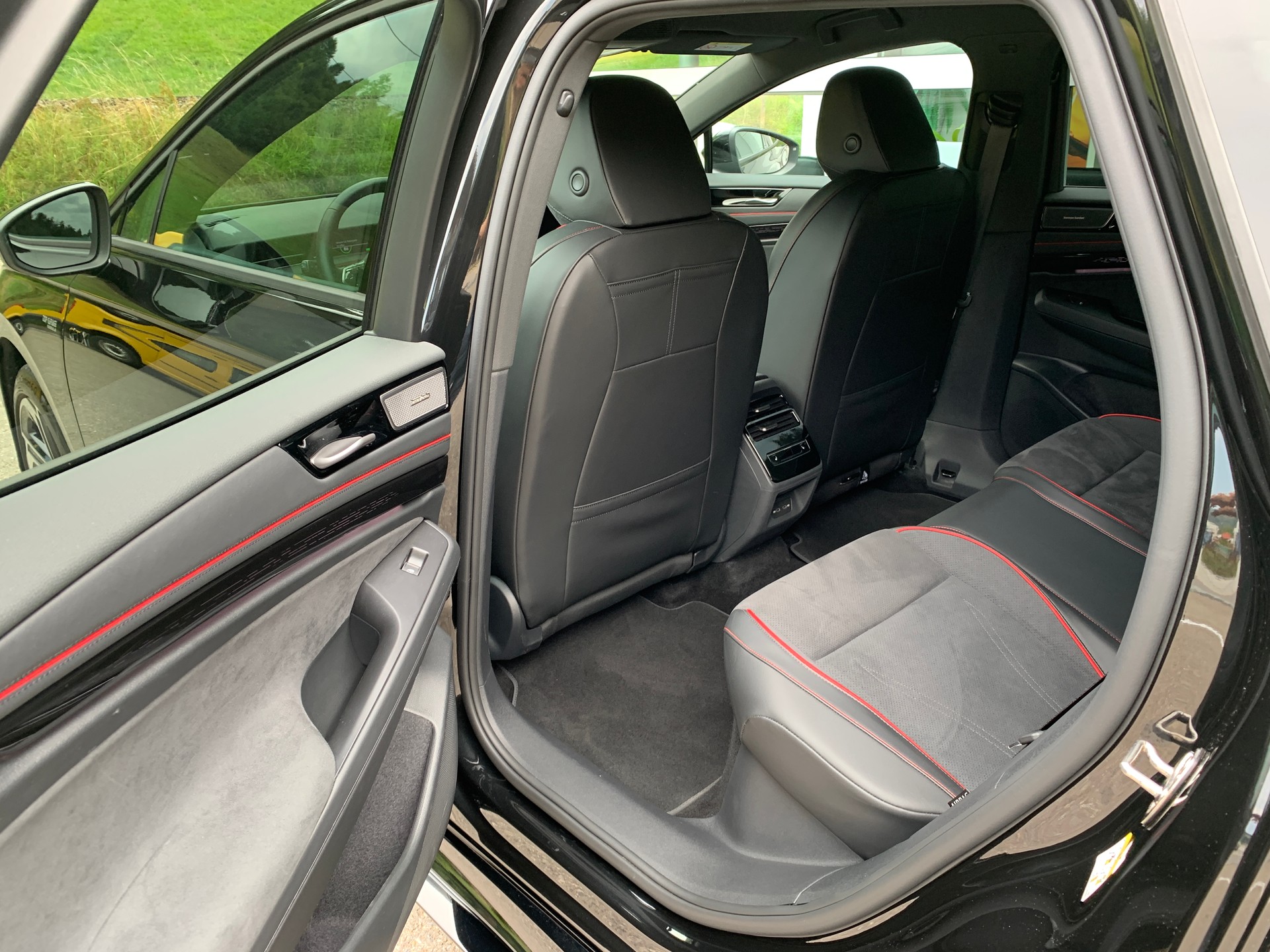 VW ID.7 Tourer GTX 86 kWh GTX United 4 Motion-image-17