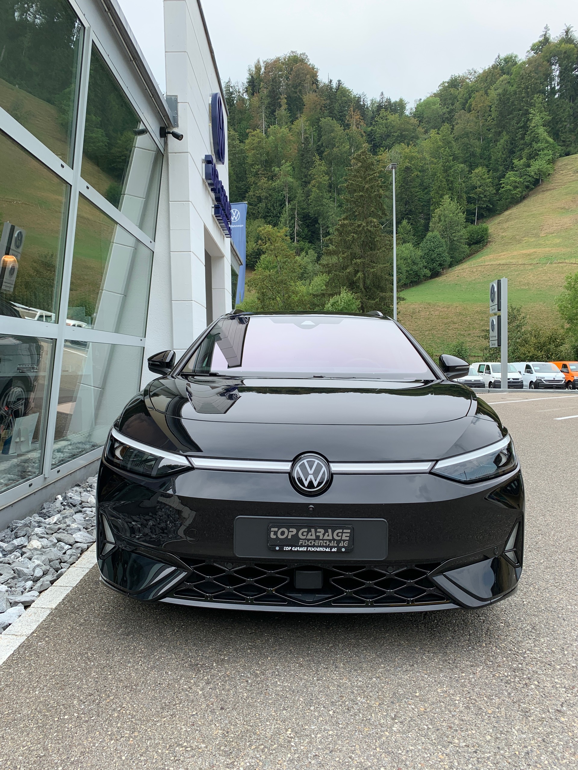 VW ID.7 Tourer GTX 86 kWh GTX United 4 Motion-image-1