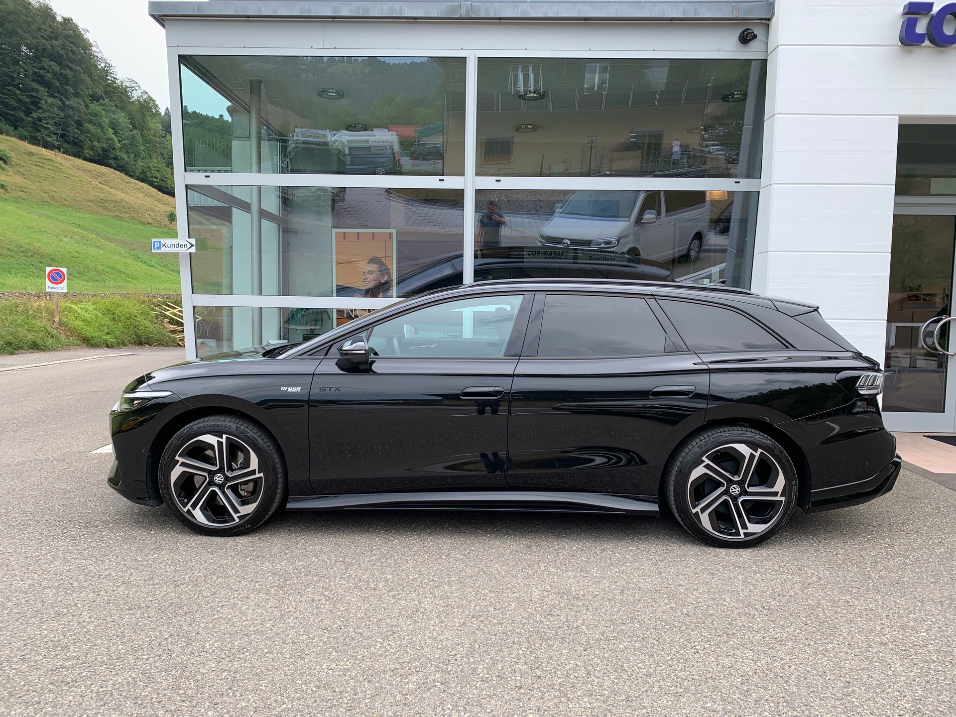 VW ID.7 Tourer GTX 86 kWh GTX United 4 Motion-image-3