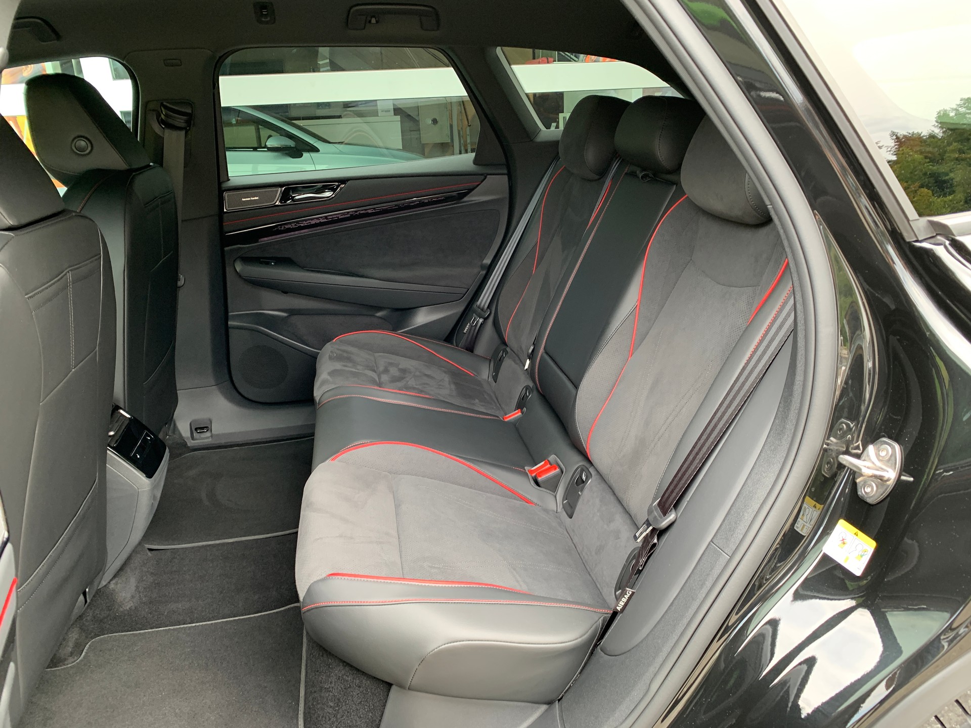 VW ID.7 Tourer GTX 86 kWh GTX United 4 Motion-image-18