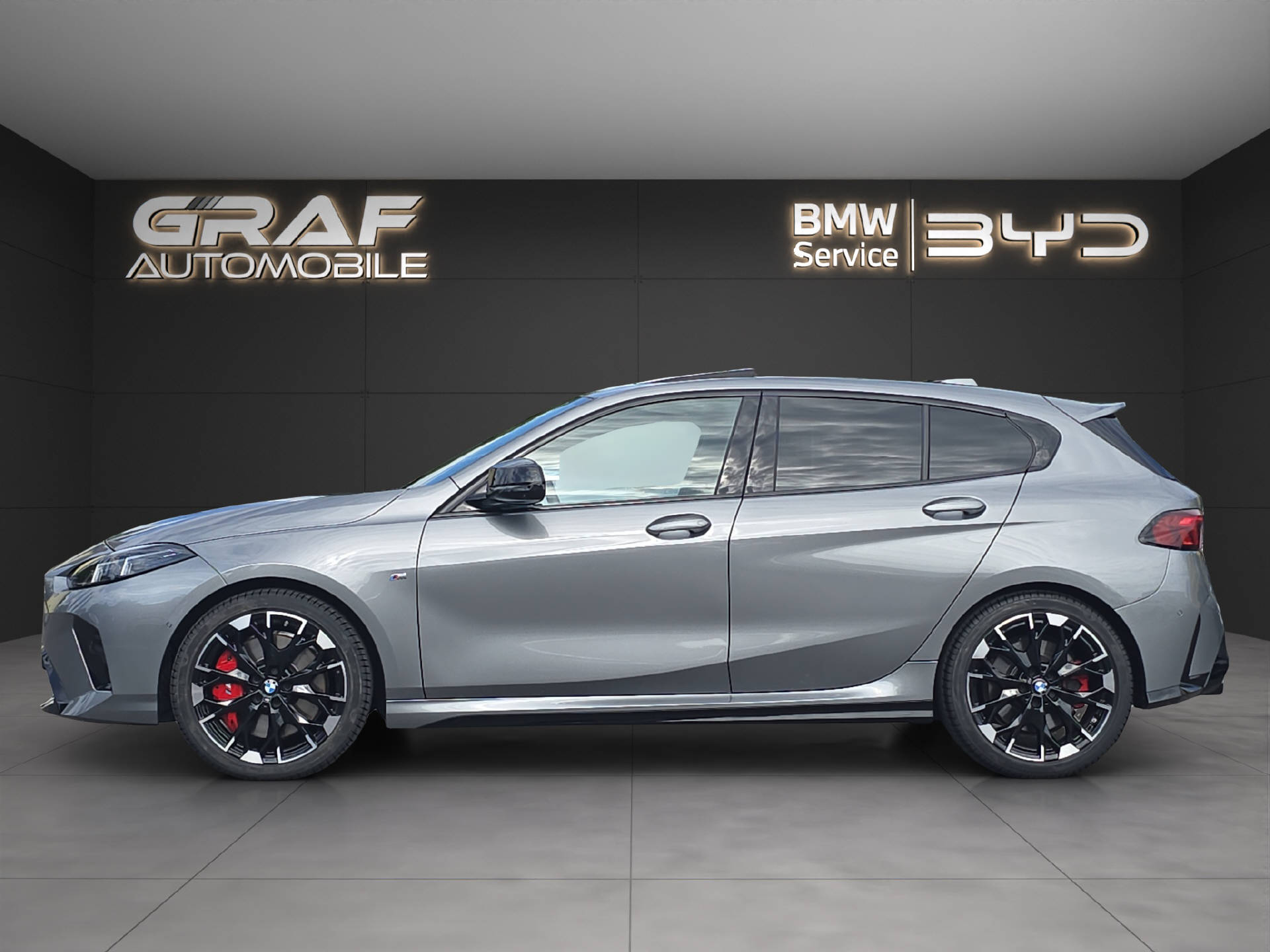 BMW M135 xDrive M Sport PRO ** 5 Jahre GARANTIE // 80'350 CHF Neupreis **-image-18
