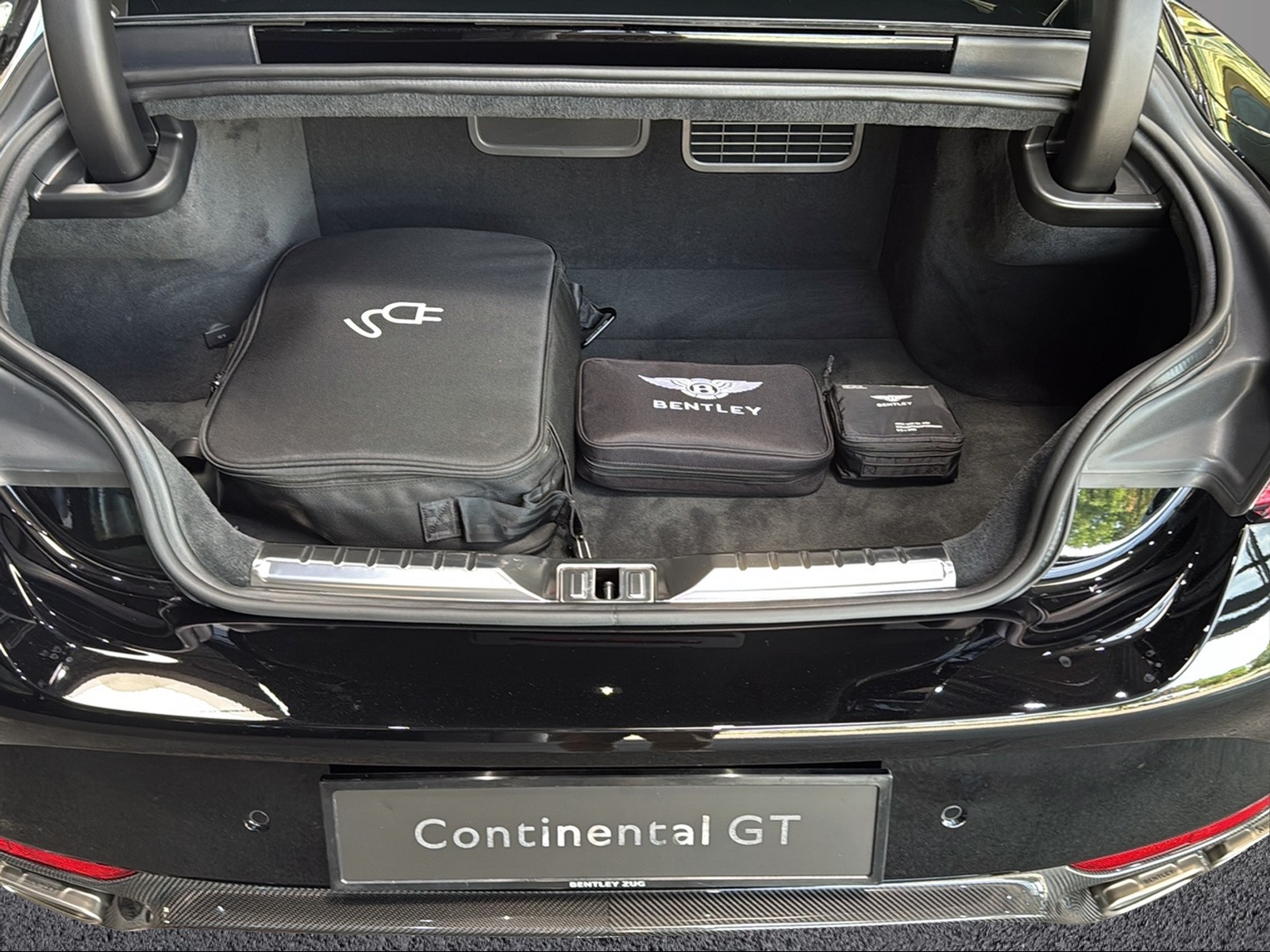 BENTLEY Continental GT Speed V8 Hybrid-image-9
