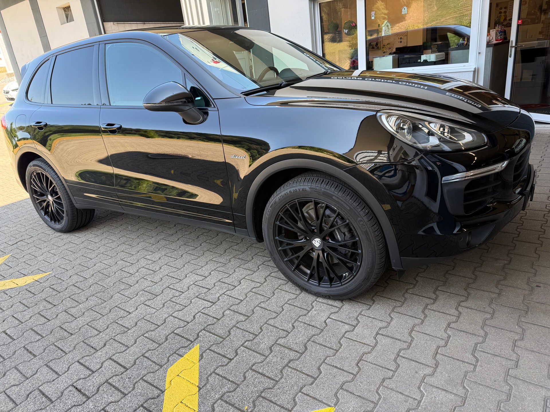 PORSCHE Cayenne Diesel-image-2