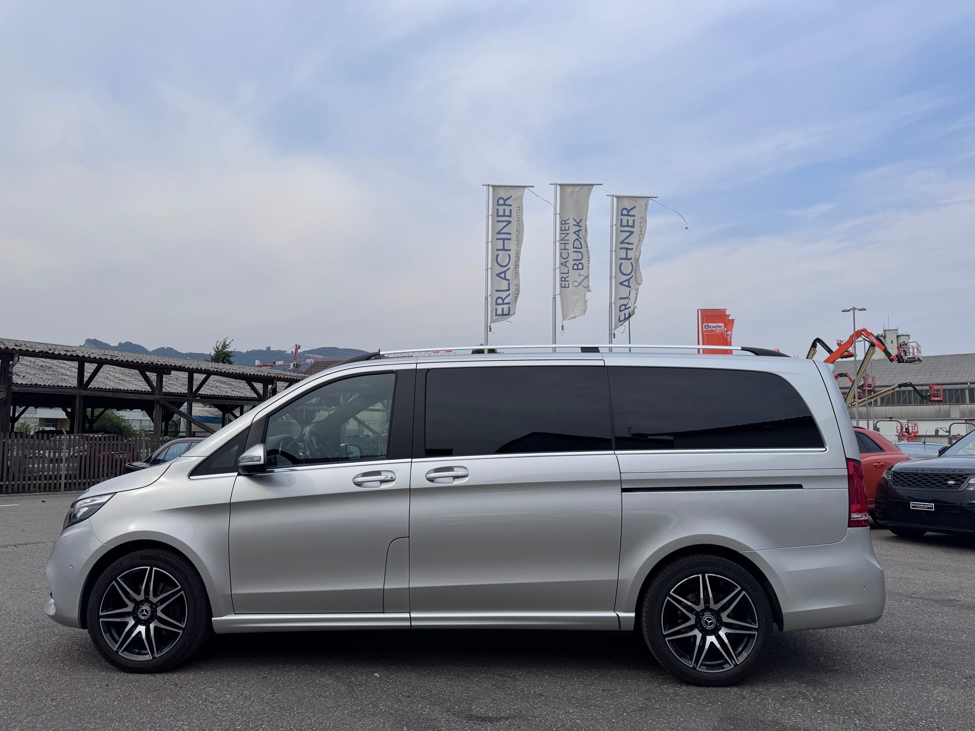 MERCEDES-BENZ V 300 d lang Avantgarde 4Matic 9G-Tronic-image-2