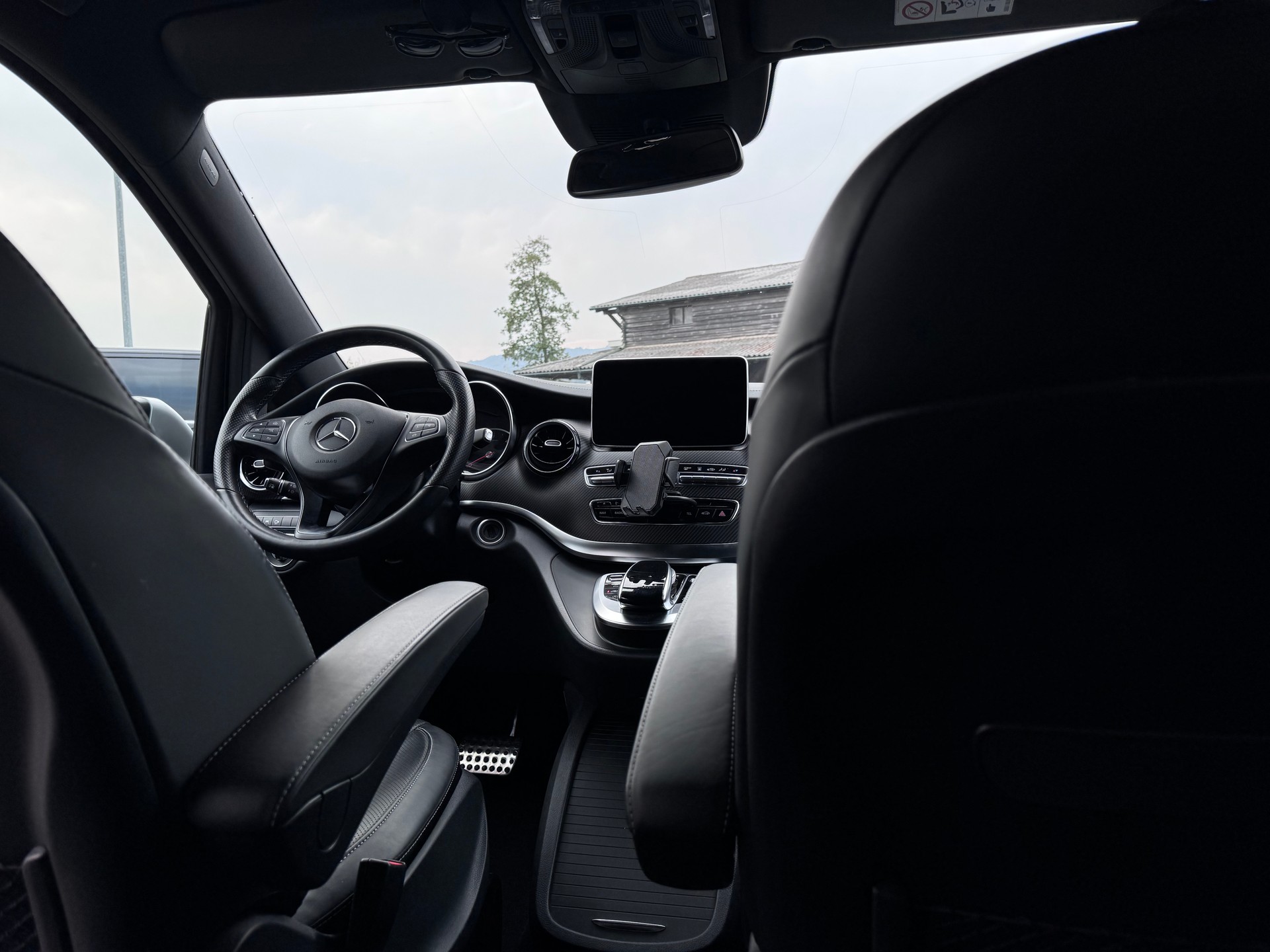 MERCEDES-BENZ V 300 d lang Avantgarde 4Matic 9G-Tronic-image-10