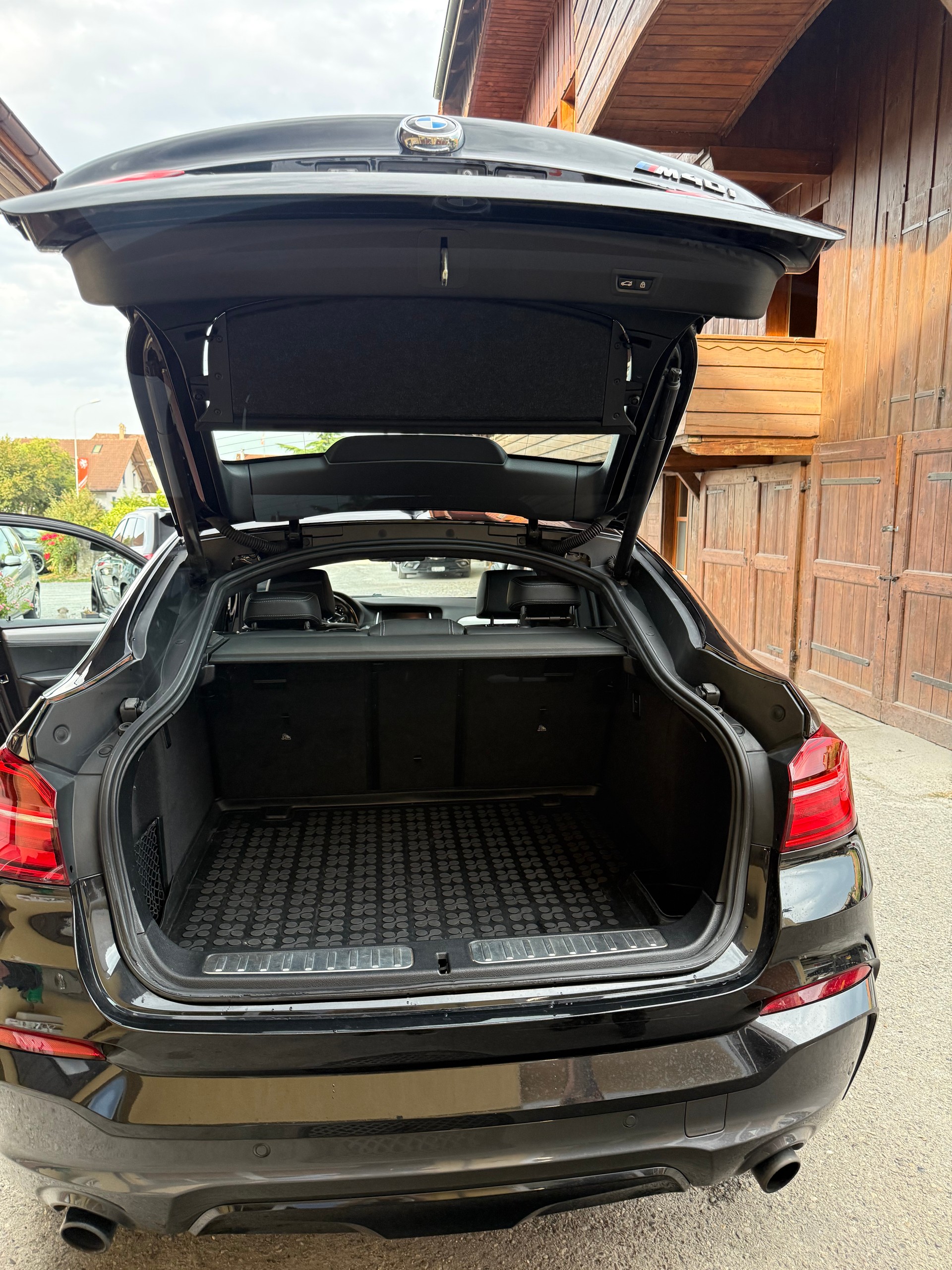 BMW X4 M 40i Steptronic-image-10