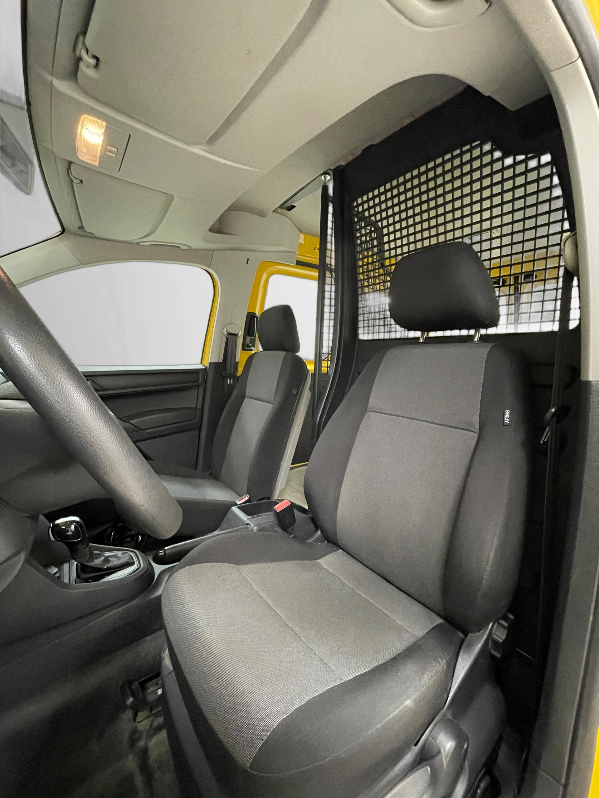 VW Caddy 2.0TDI 4Motion BlueMotion Technology DSG-image-14