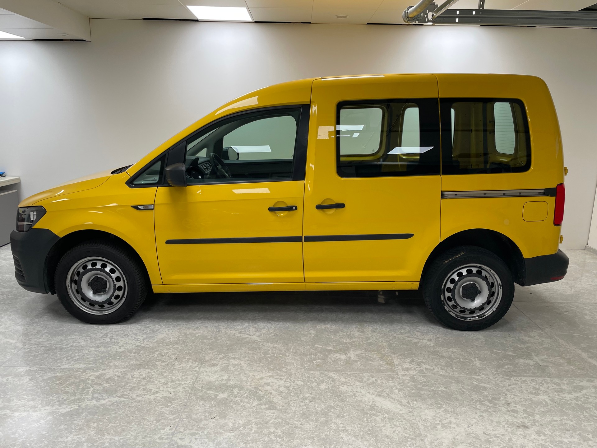 VW Caddy 2.0TDI 4Motion BlueMotion Technology DSG-image-1