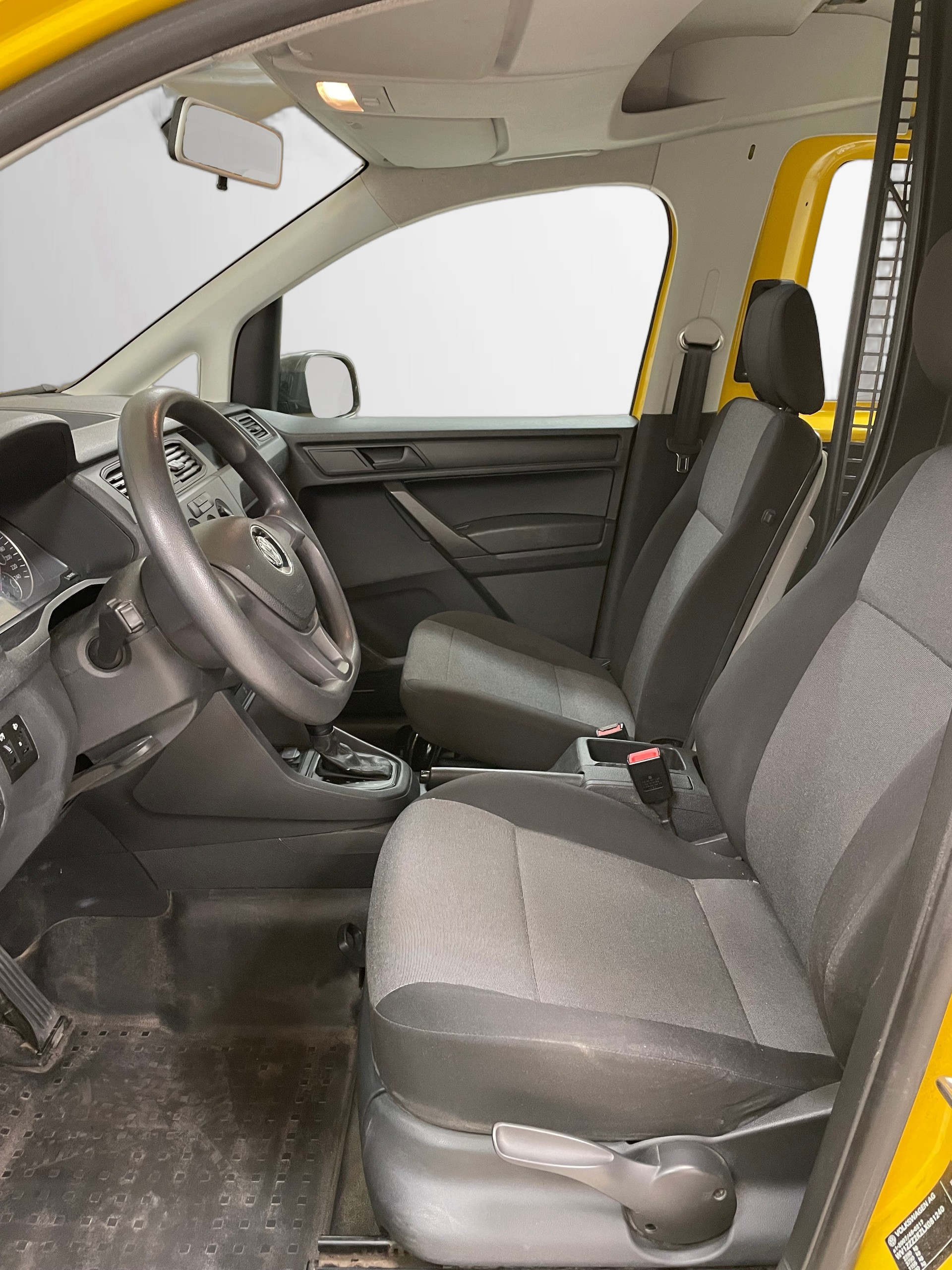 VW Caddy 2.0TDI 4Motion BlueMotion Technology DSG-image-8