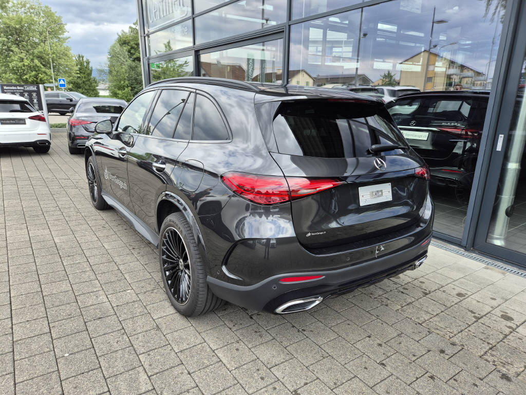 MERCEDES-BENZ GLC 400 e 4Matic AMG Line-showroom-element-2