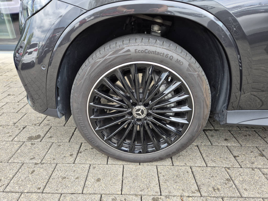 MERCEDES-BENZ GLC 400 e 4Matic AMG Line-image-7