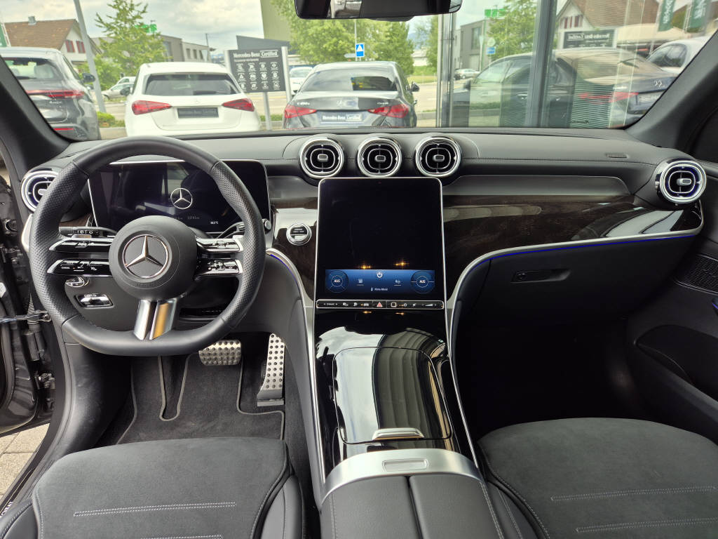 MERCEDES-BENZ GLC 400 e 4Matic AMG Line-image-5