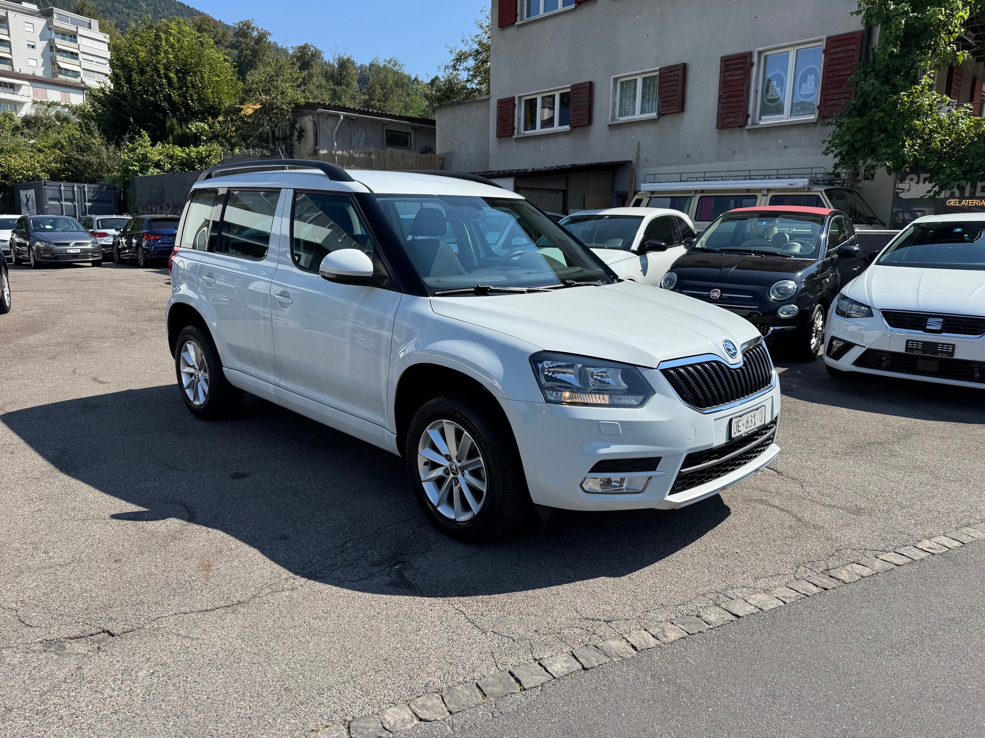 SKODA Yeti 2.0 TDI Ambition 4x4 DSG-image-3