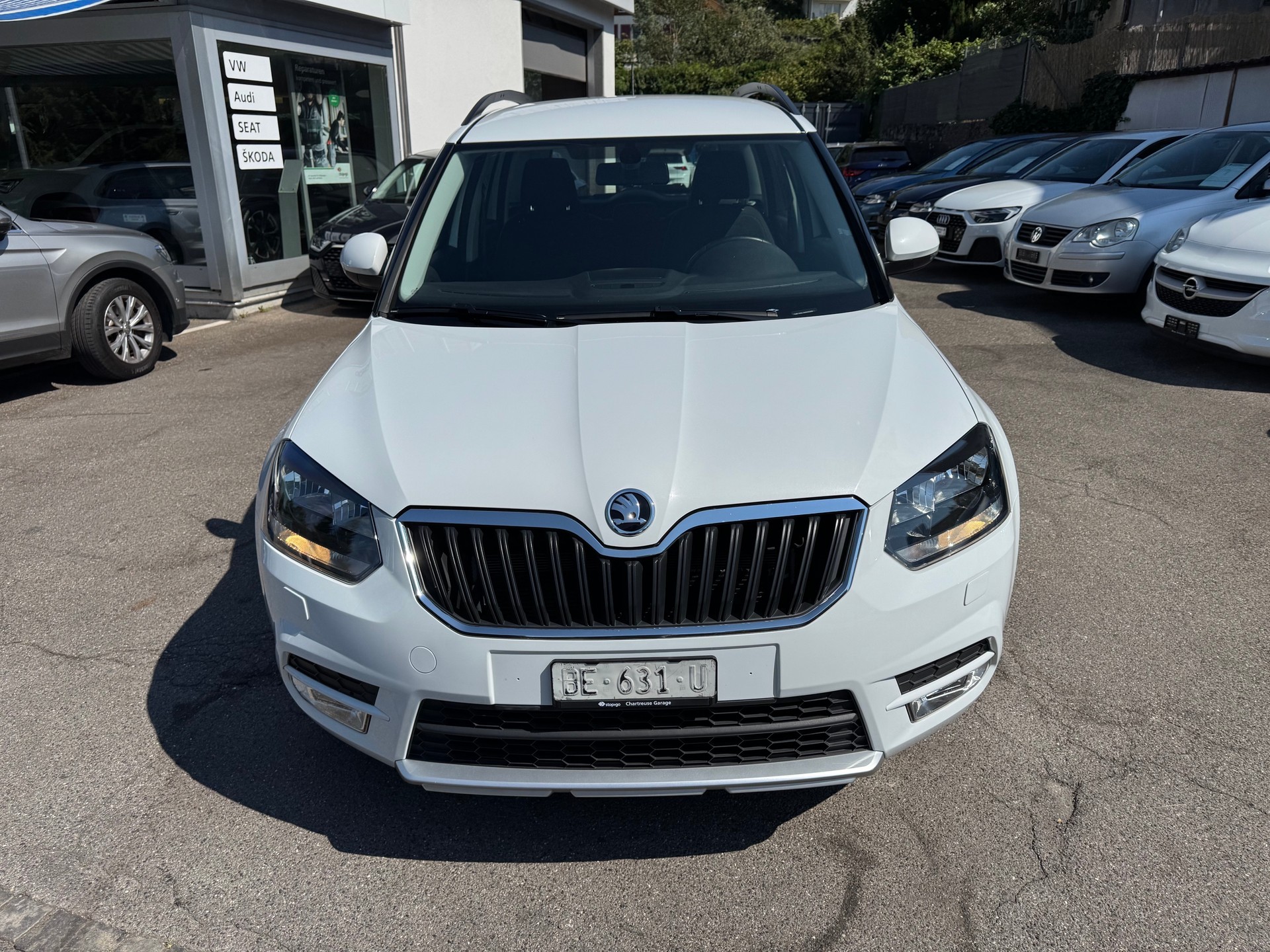 SKODA Yeti 2.0 TDI Ambition 4x4 DSG-image-2