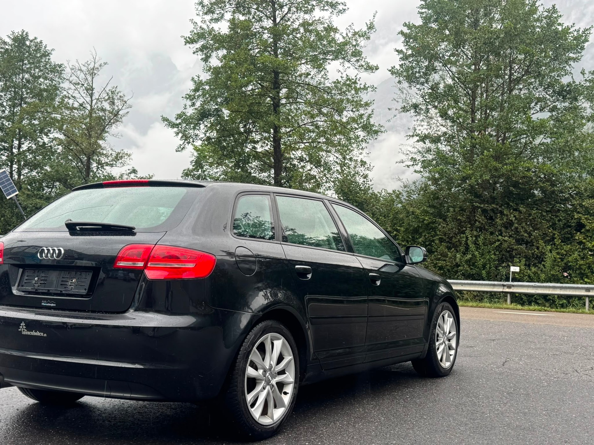 AUDI A3 Sportback 2.0 TDI Attraction quattro-image-13