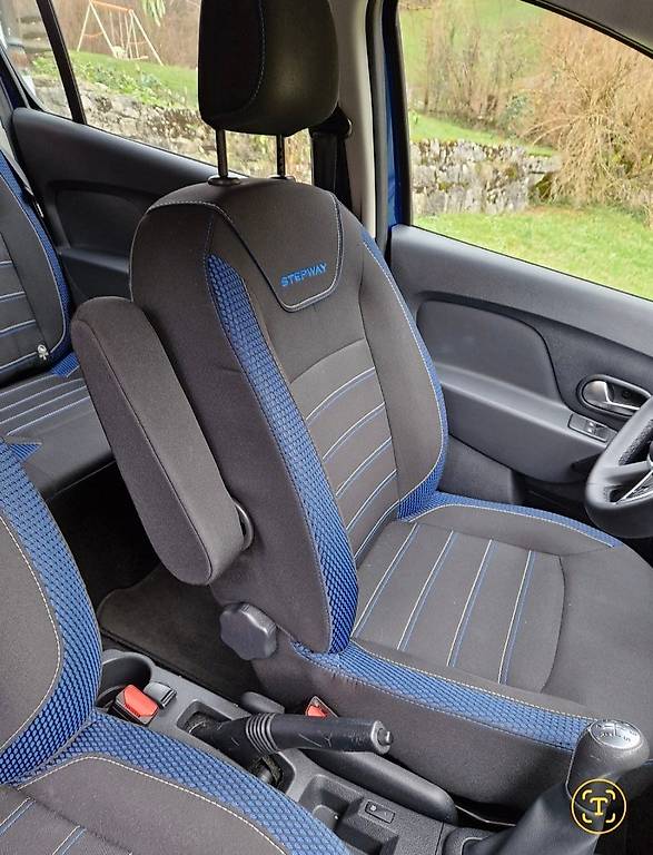 DACIA SANDERO-image-4