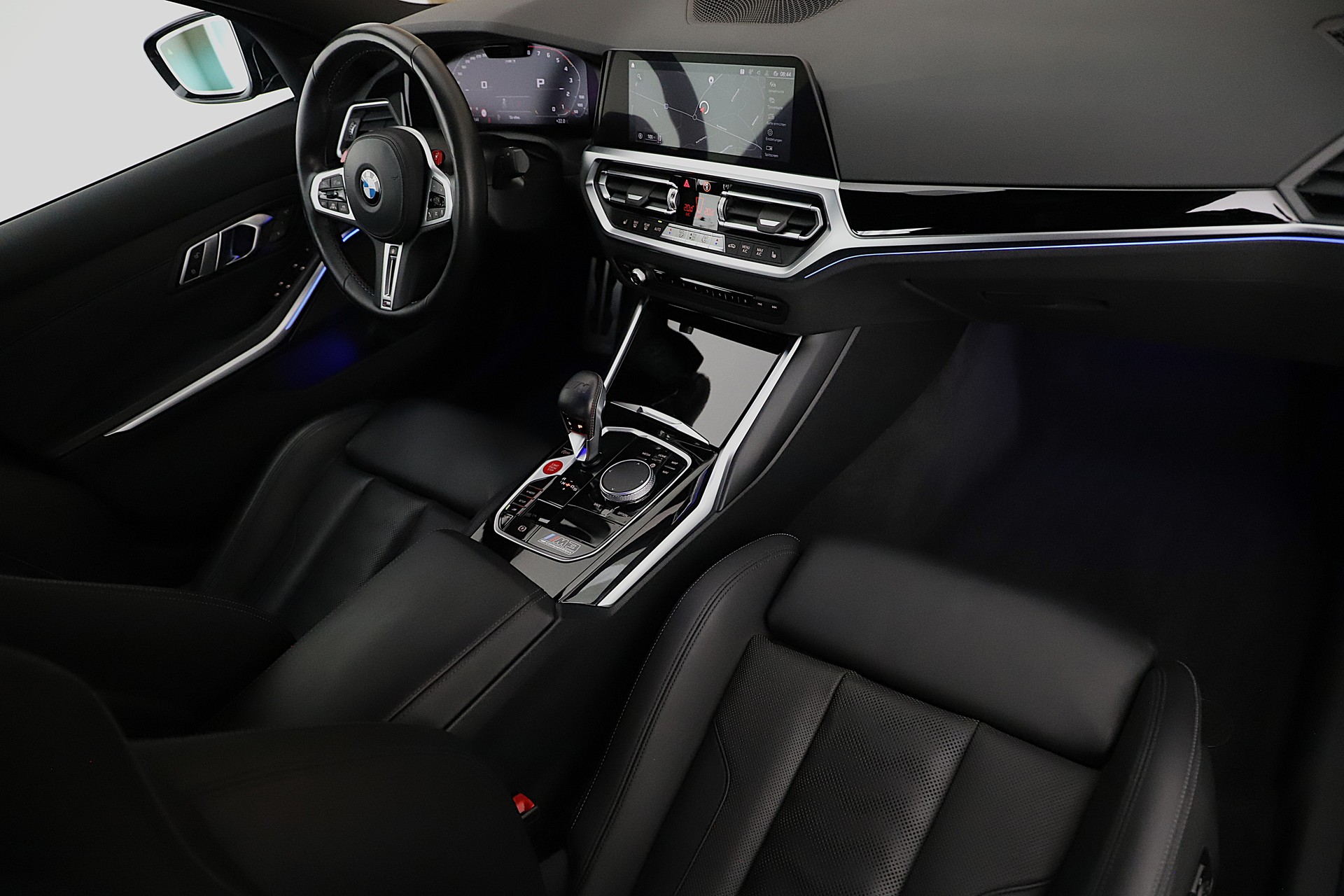BMW M3 Competition ganz in Schwarz-image-6