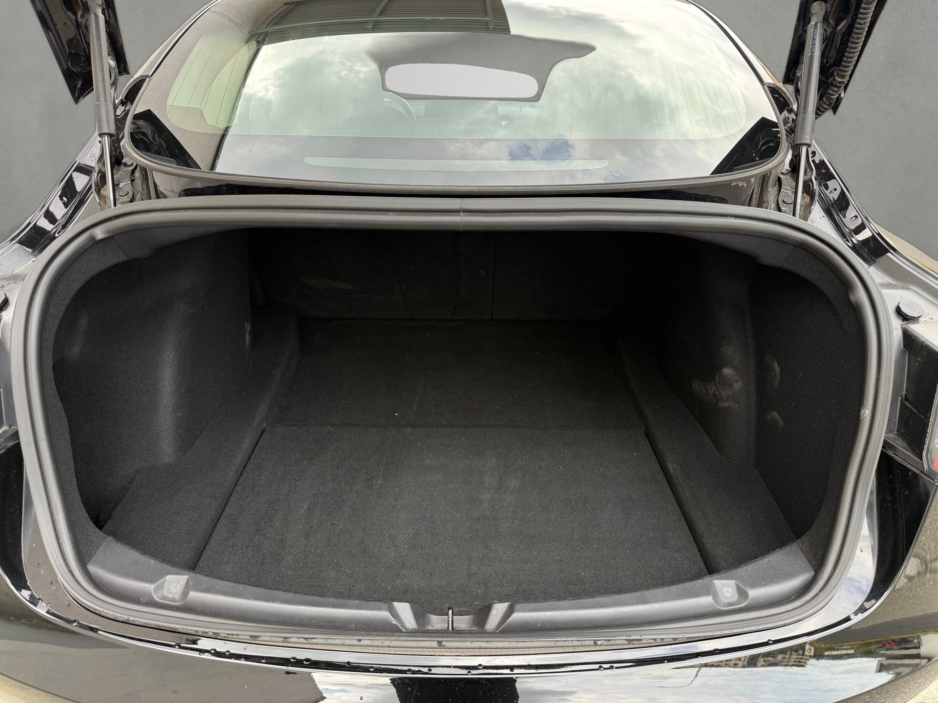 TESLA Model 3 Long Range Dual Motor AWD-image-12