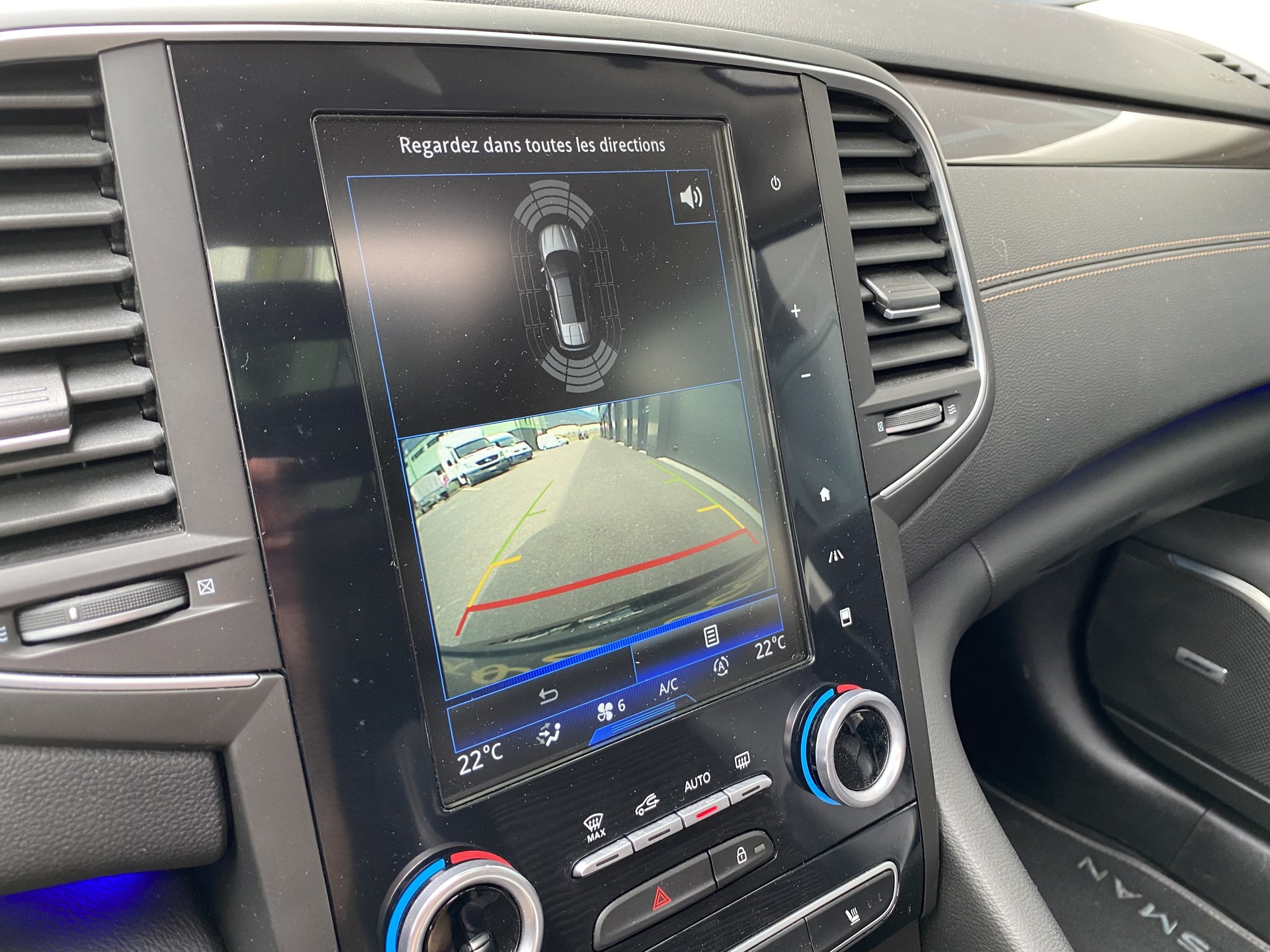 RENAULT Talisman Grandtour 1.6 TCe 90th Anniversary EDC-image-25