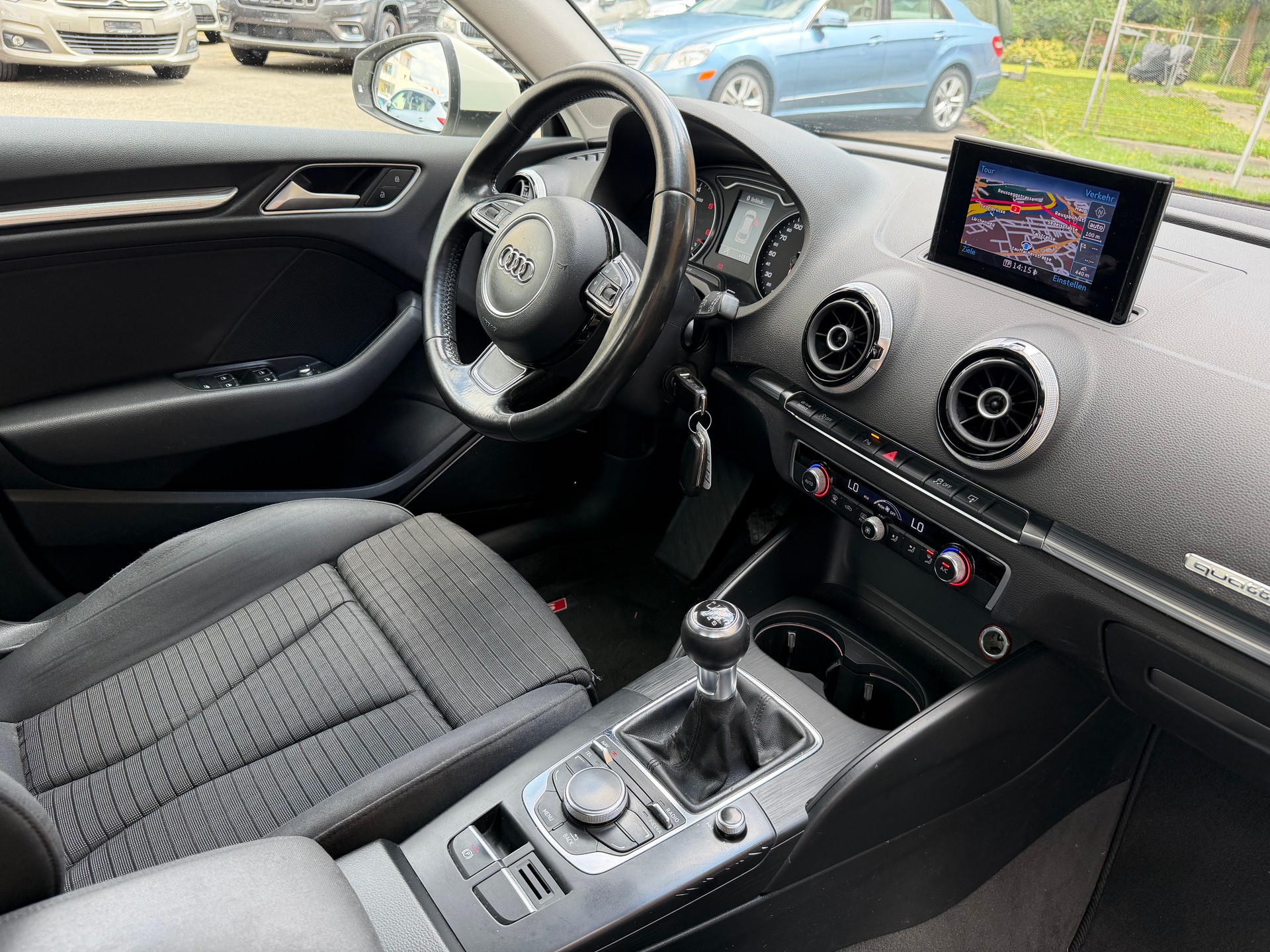 AUDI A3 Sportback 2.0 TDI Ambition quattro-image-9