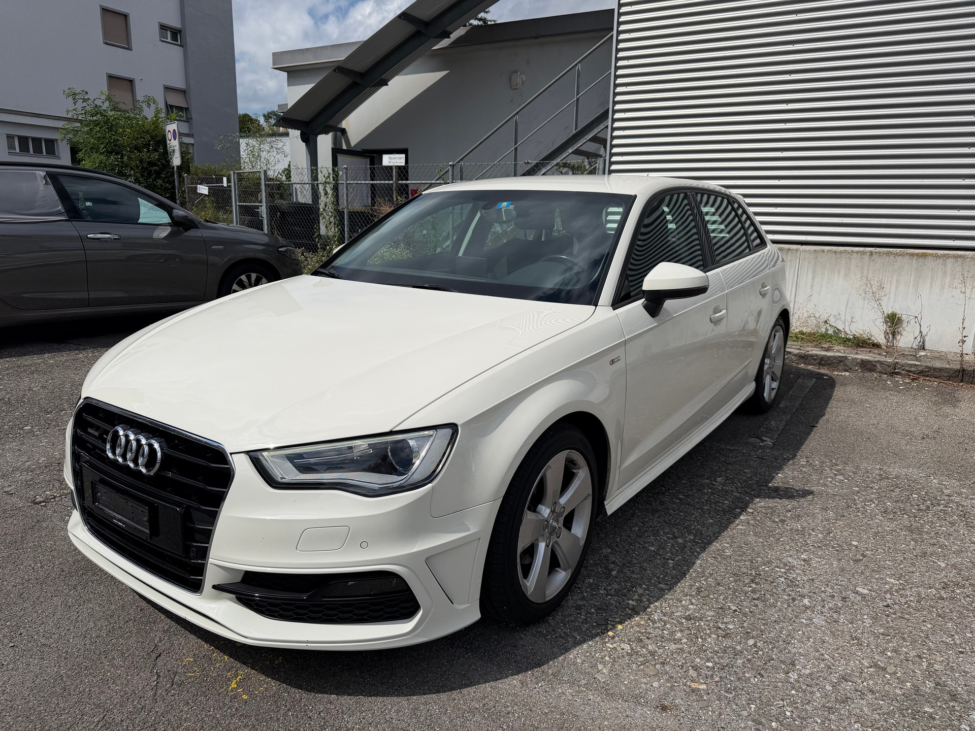 AUDI A3 Sportback 2.0 TDI Ambition quattro-image-0