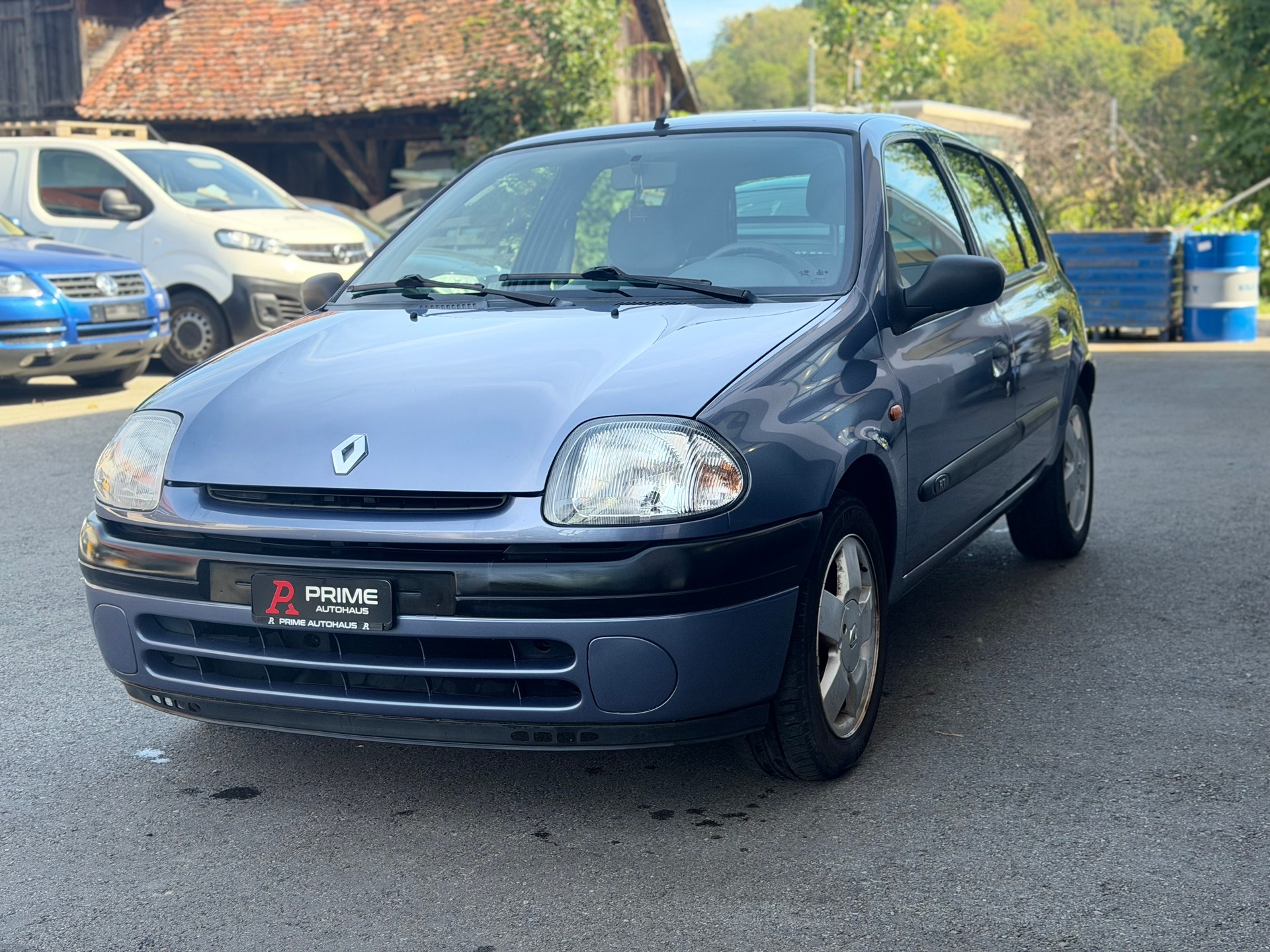 RENAULT CLIO-image-1