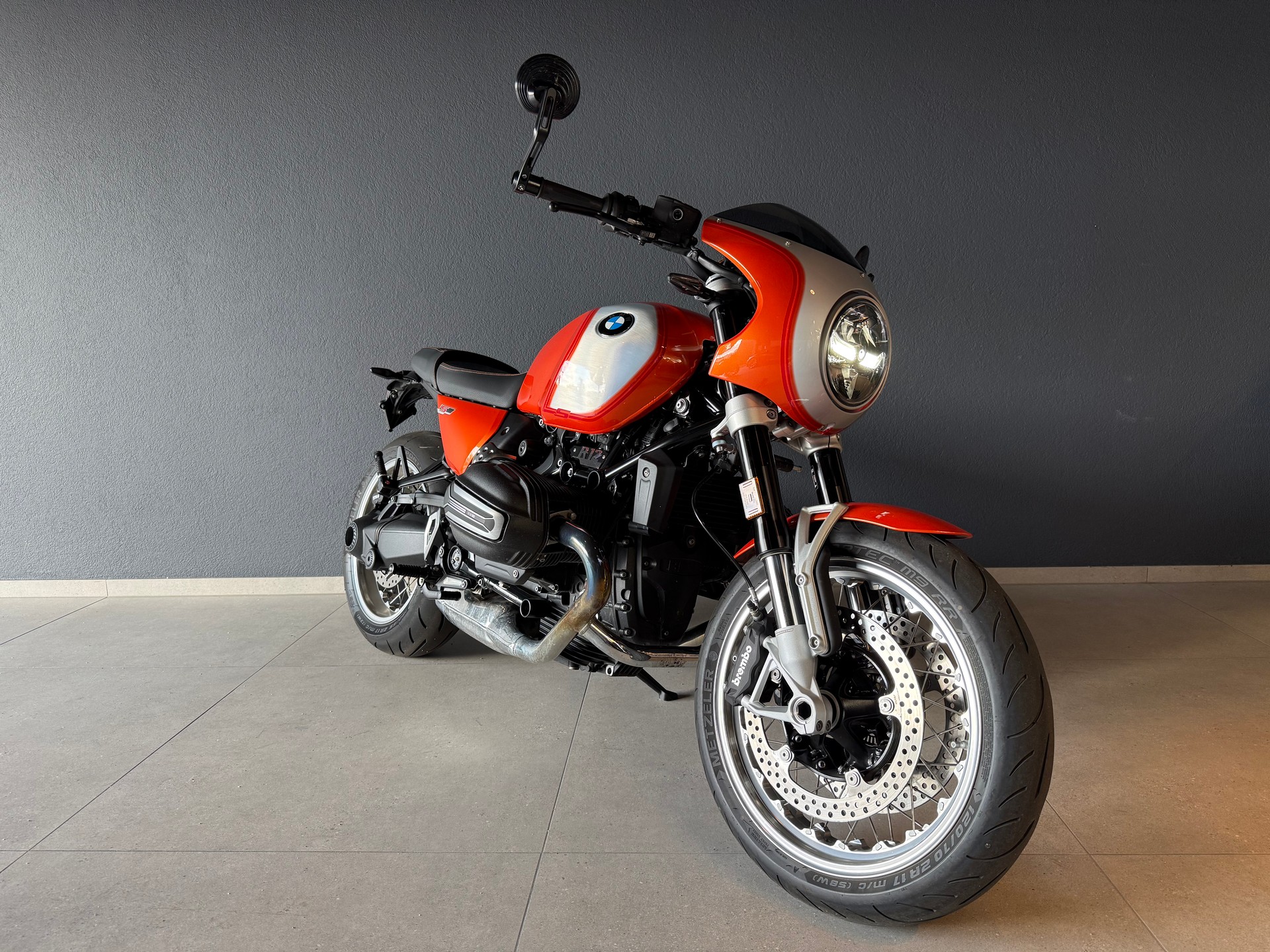 BMW R 12 nine T-showroom-element-3