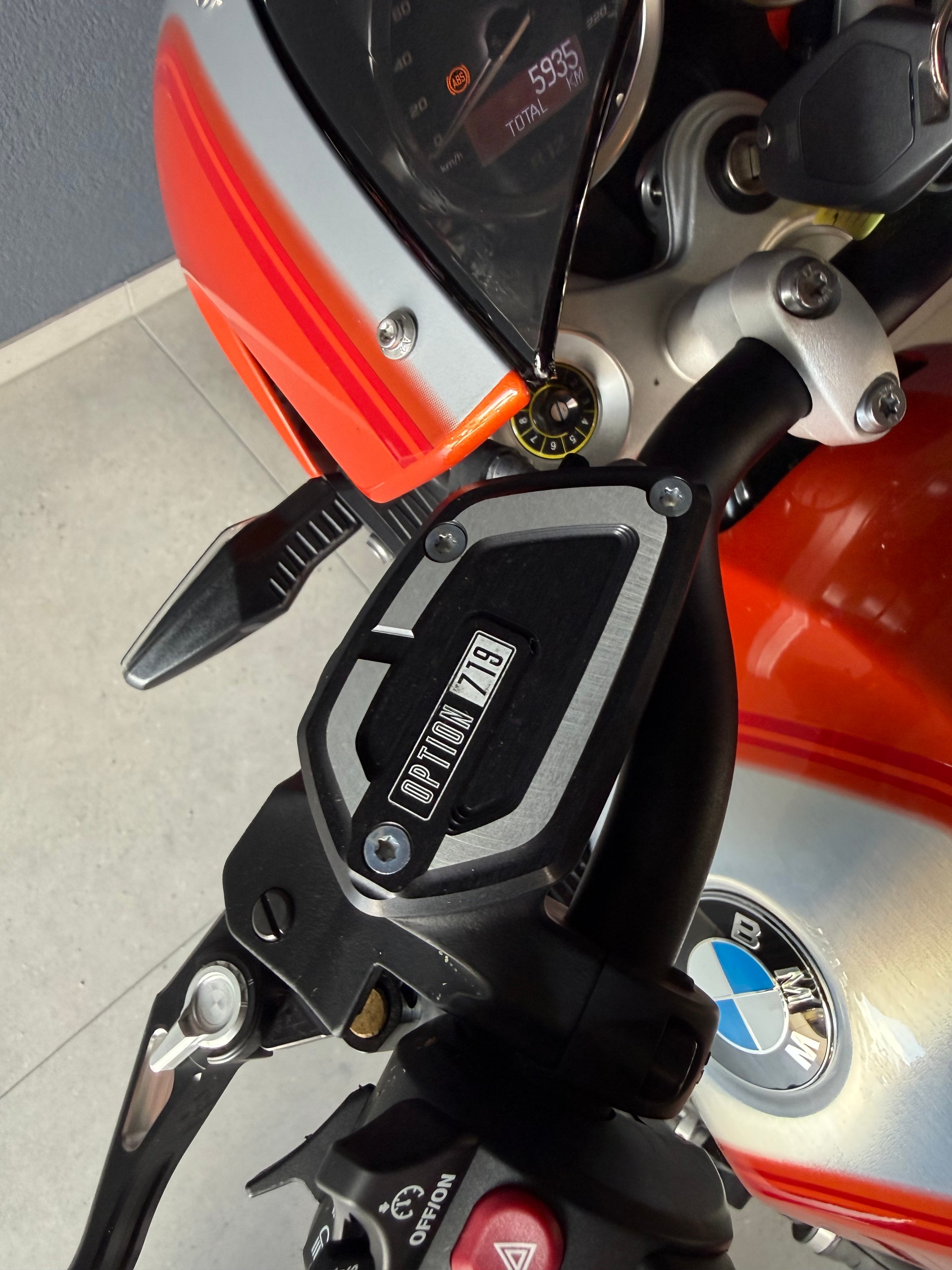 BMW R 12 nine T-image-8
