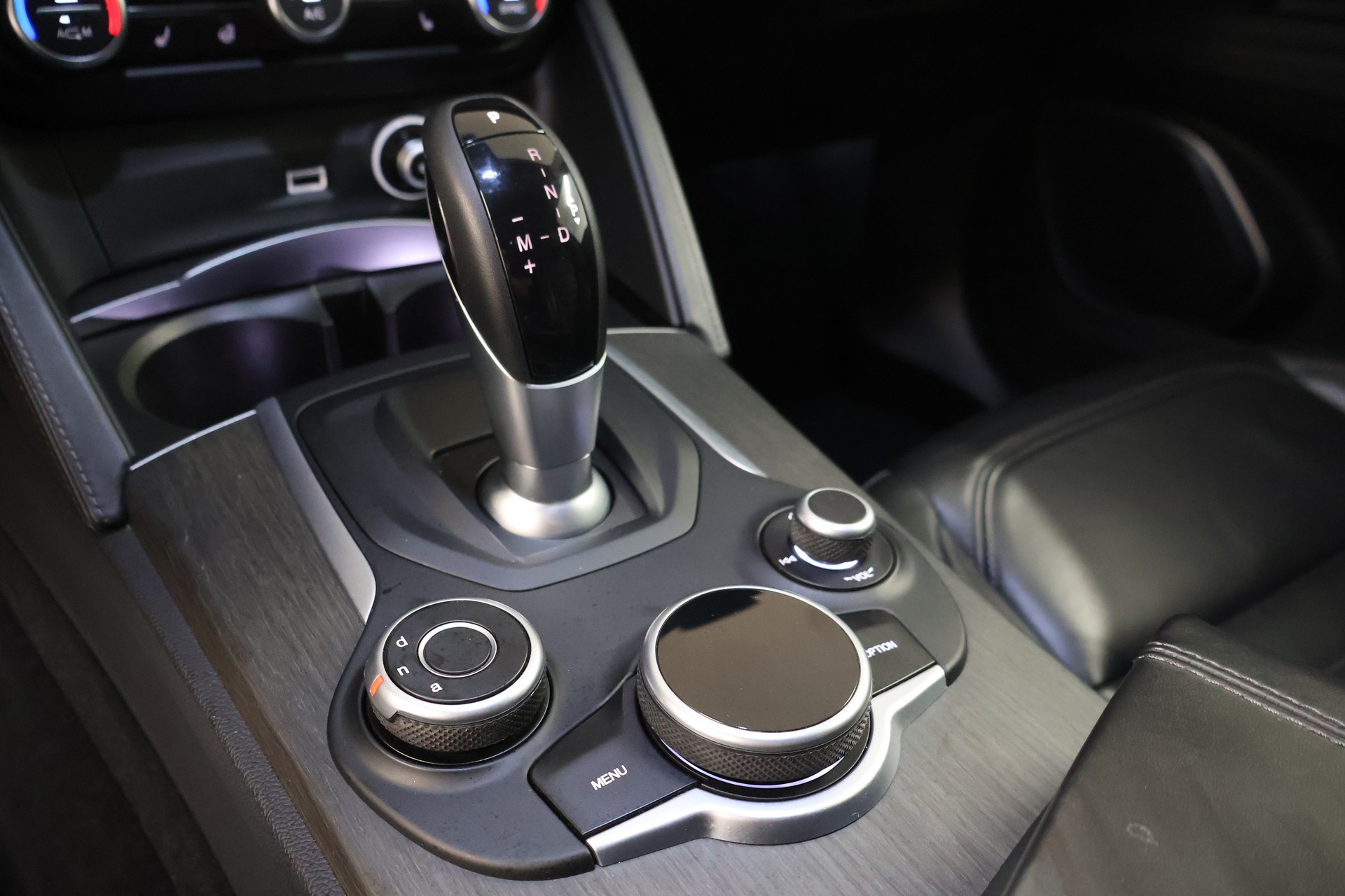 ALFA ROMEO Stelvio 2.0 Super Q4 Automatic-image-19